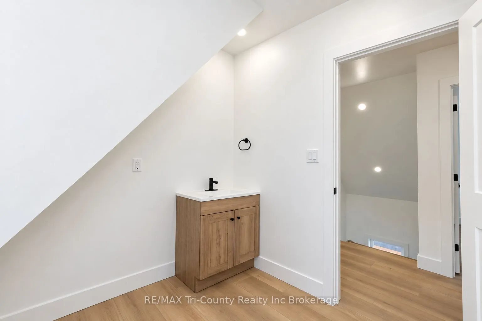 16 Redan Street