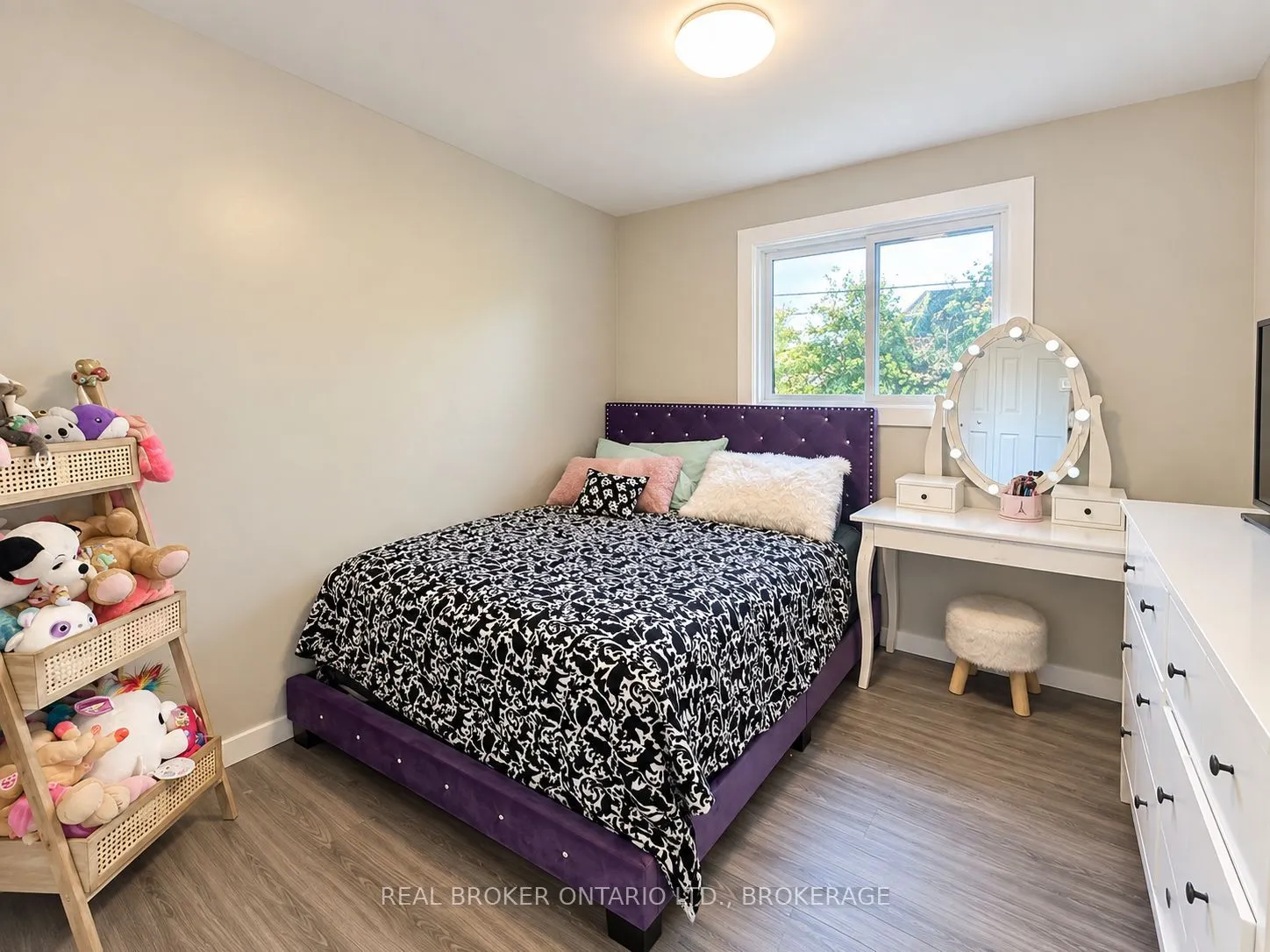 23 Huff Avenue