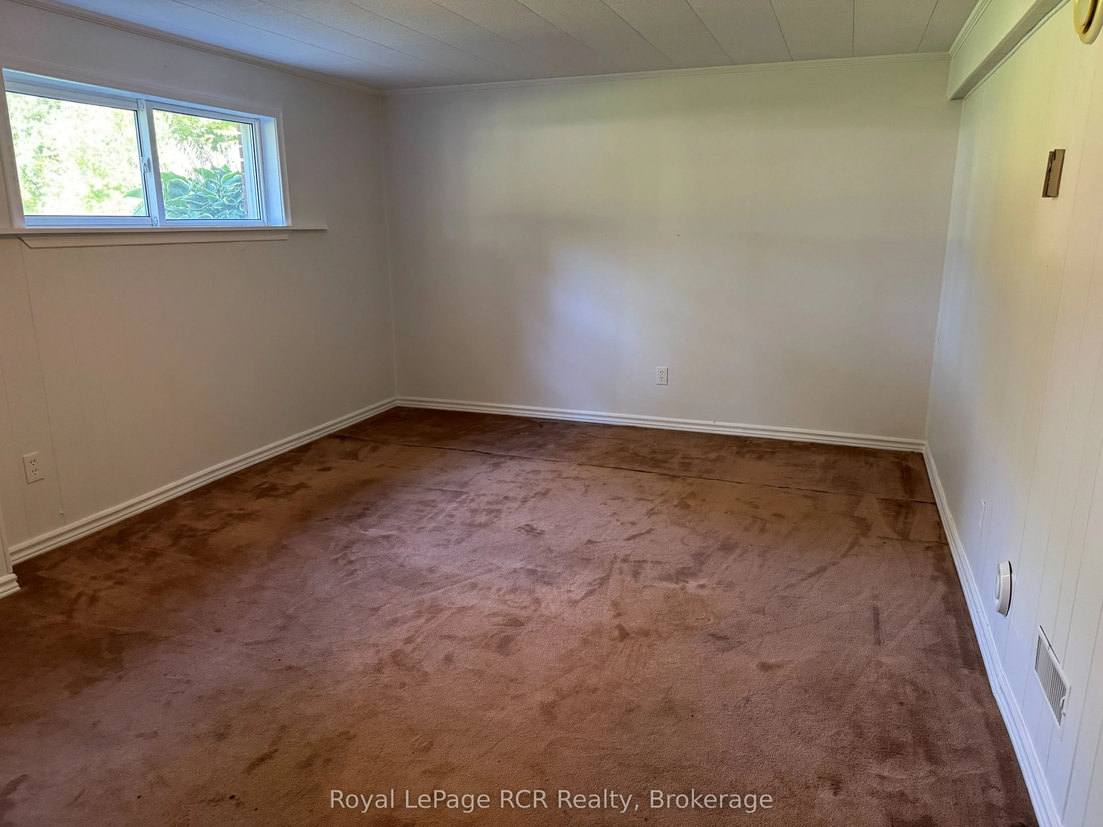 105 Maple Grove Lane
