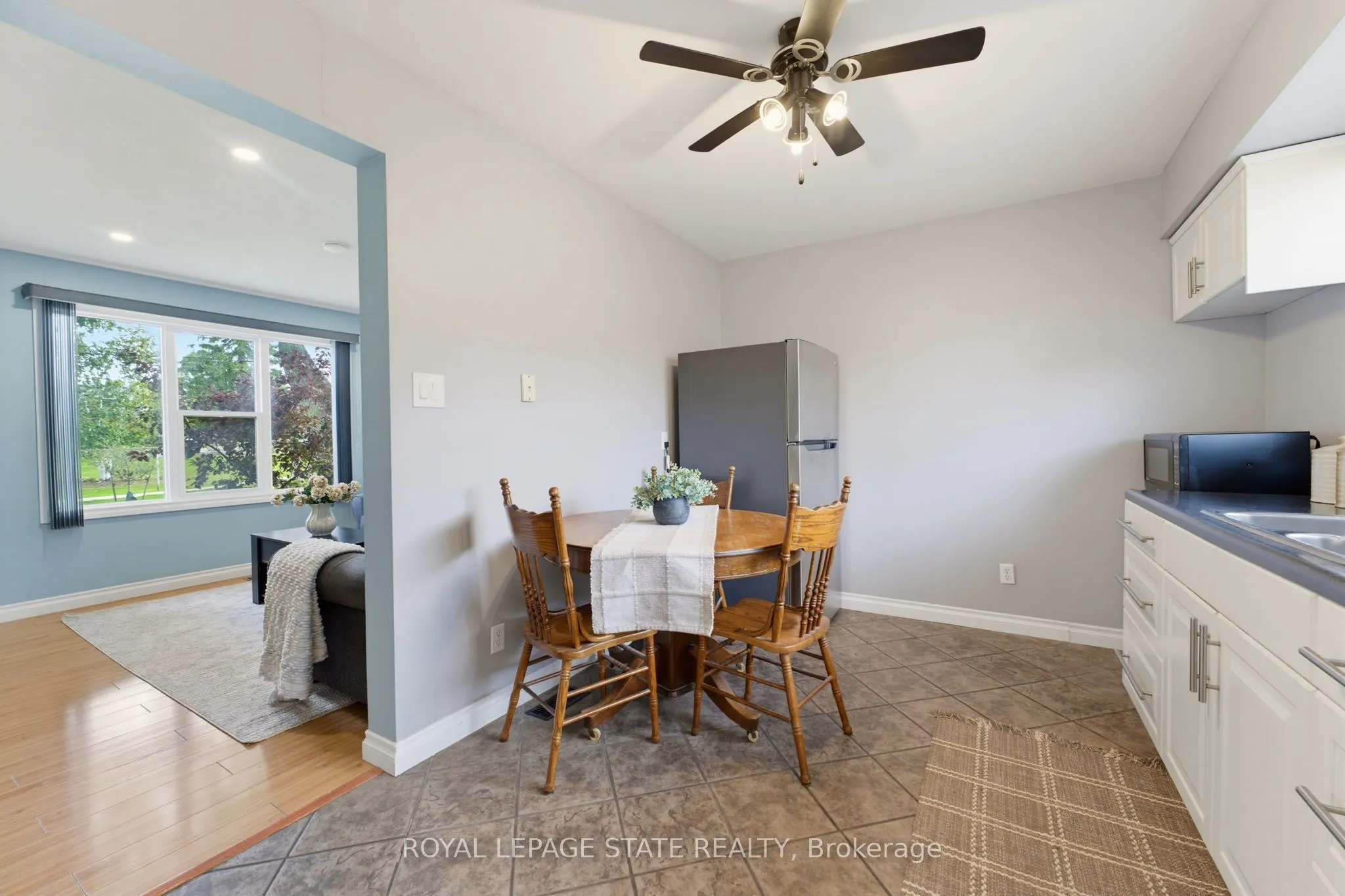 15 Seneca Street S #15