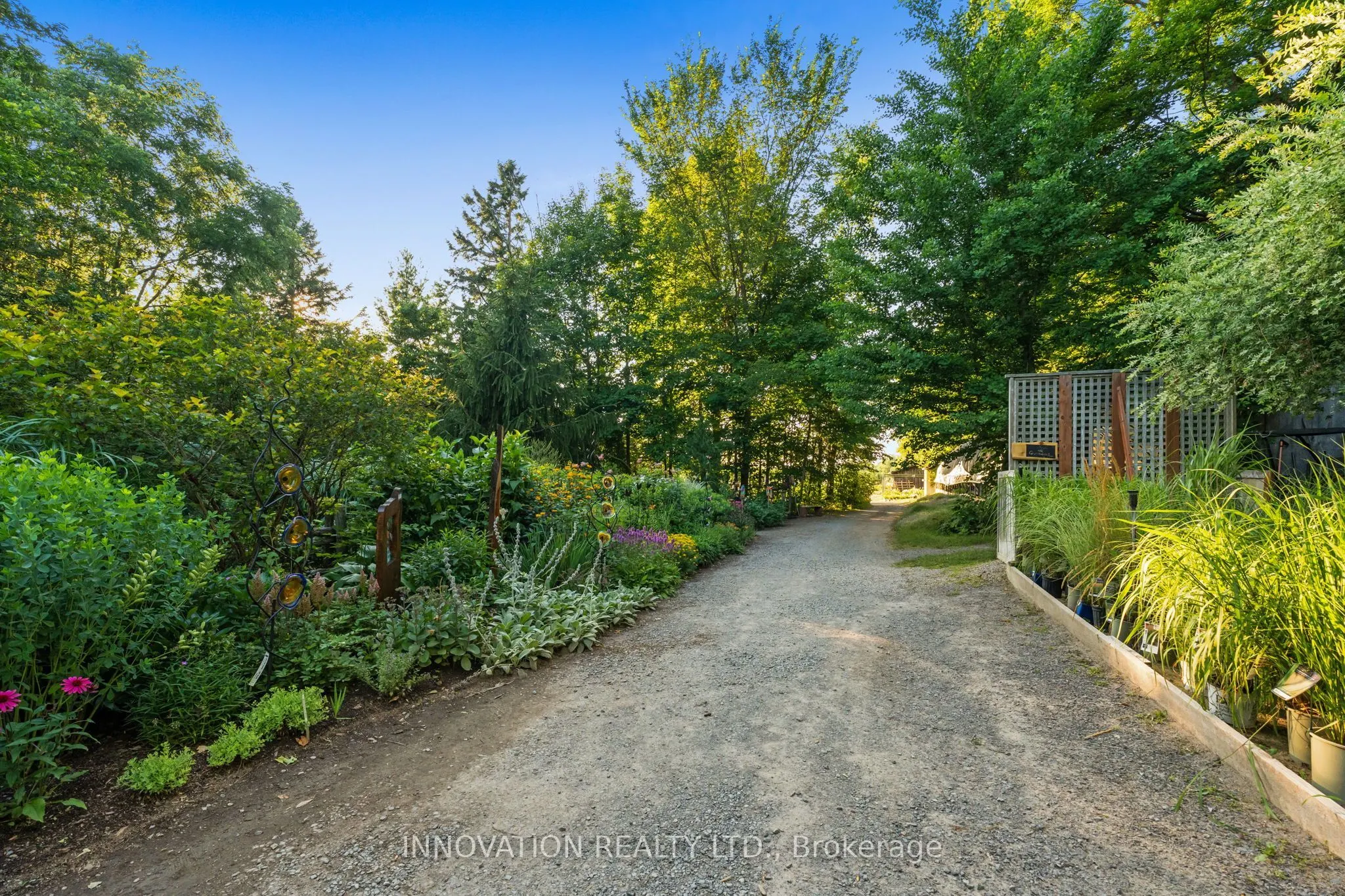 594 Rae Road