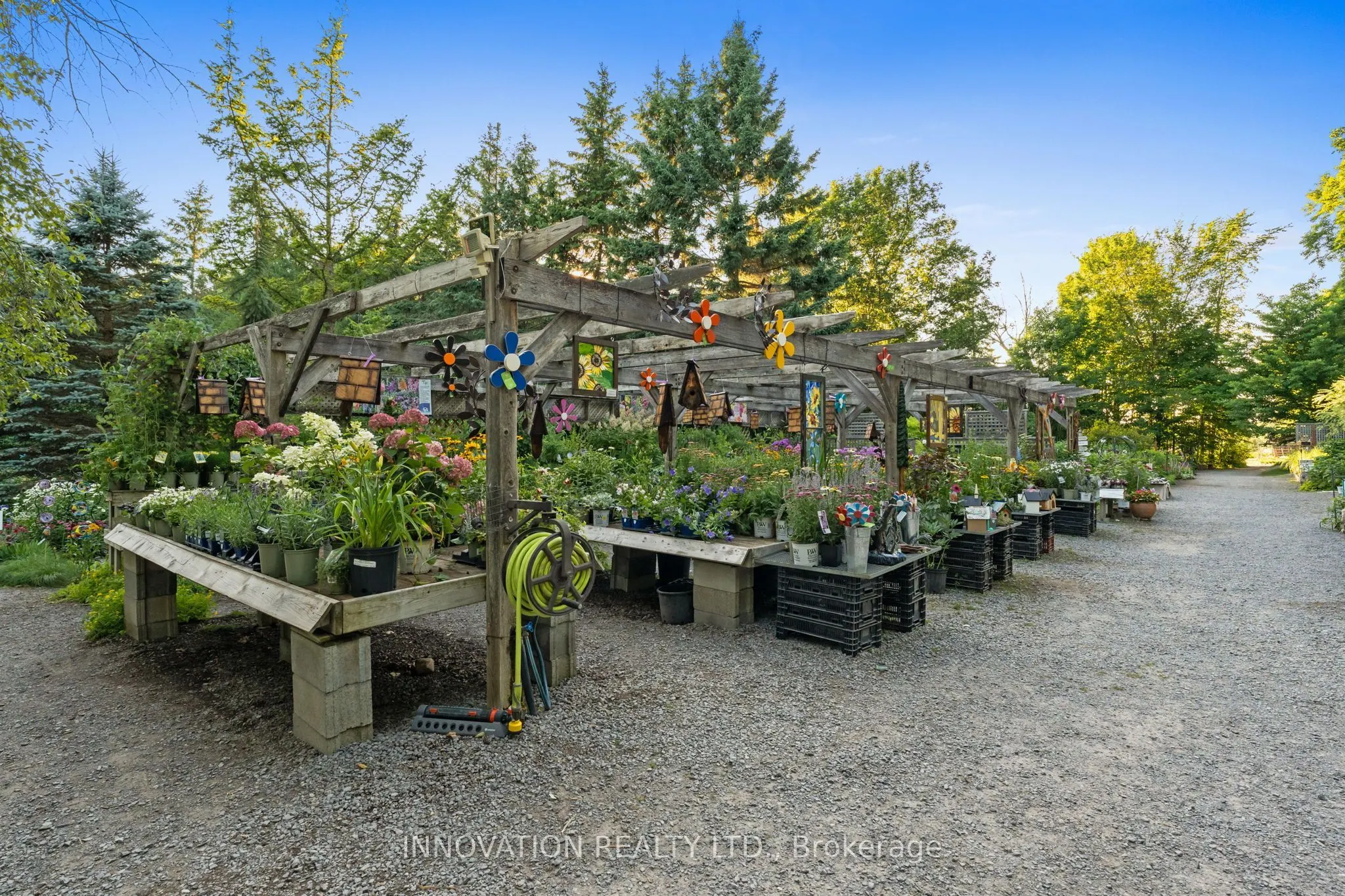 594 Rae Road