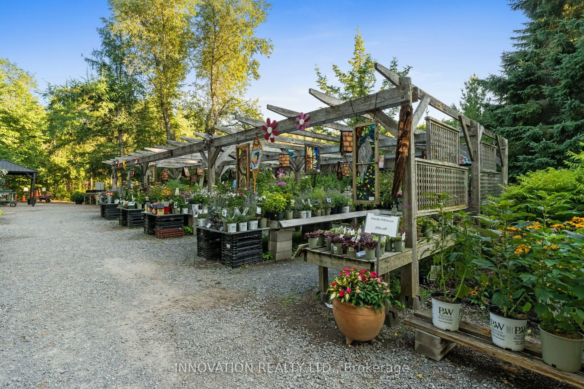 594 Rae Road