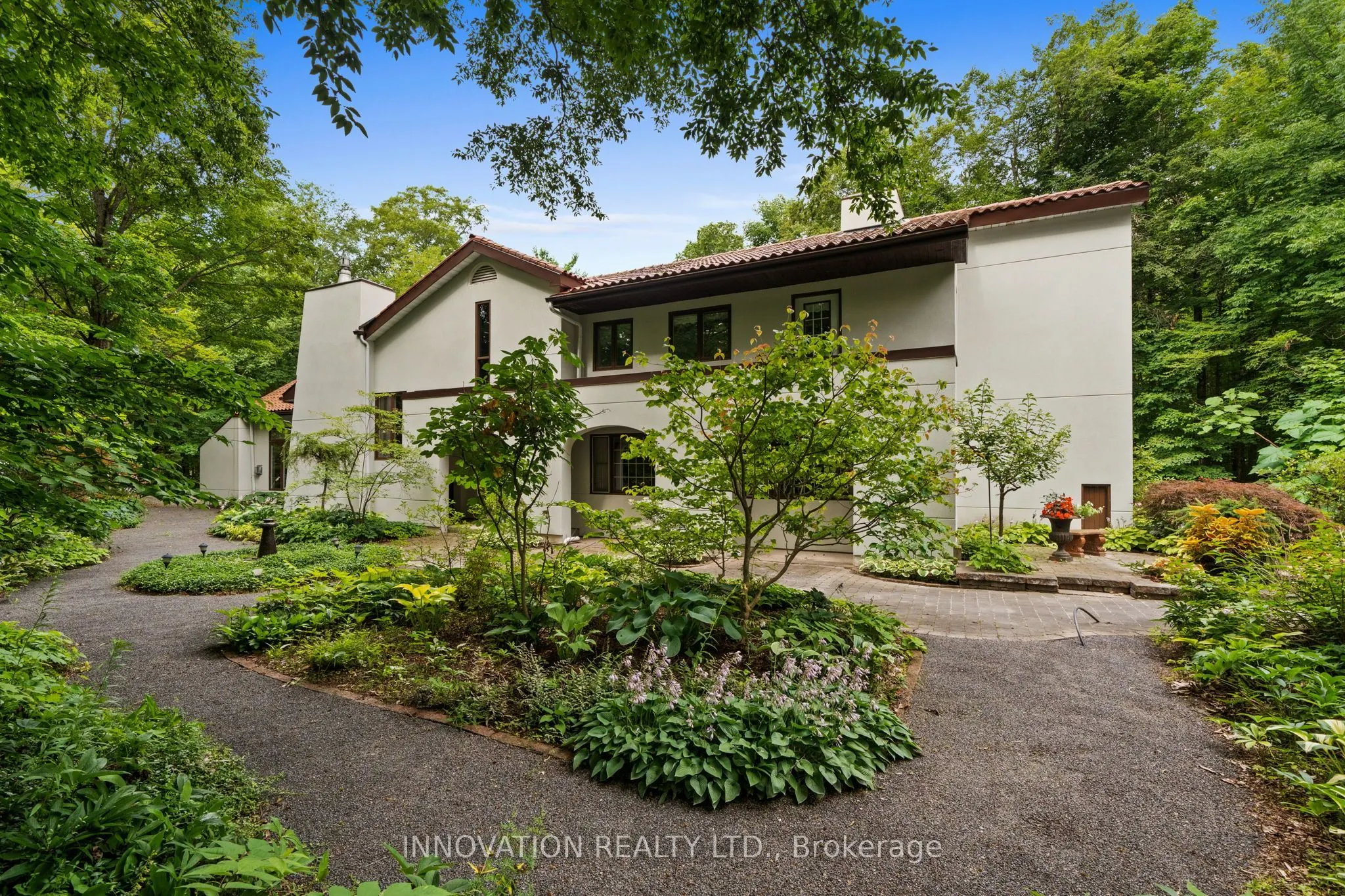 594 Rae Road