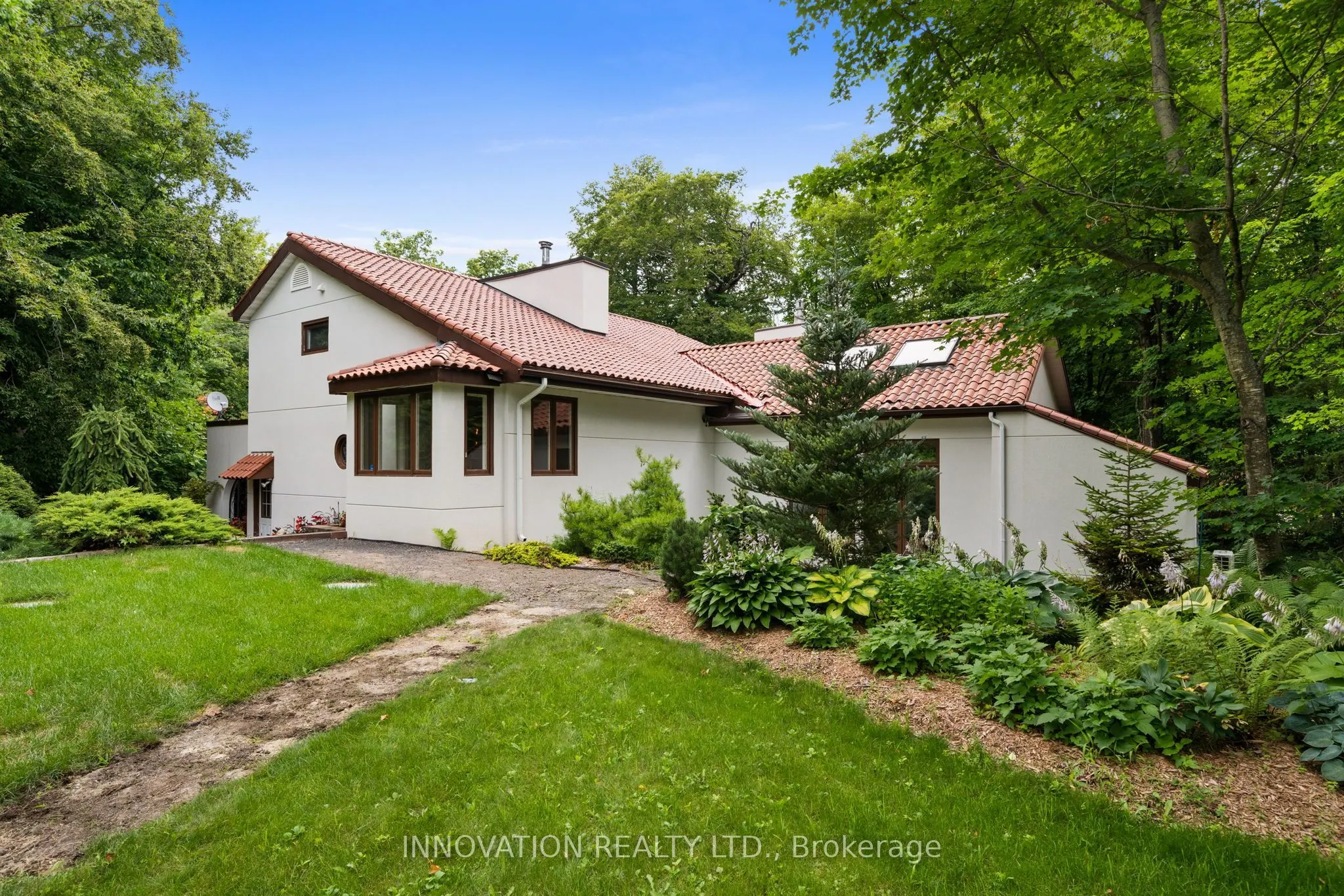 594 Rae Road