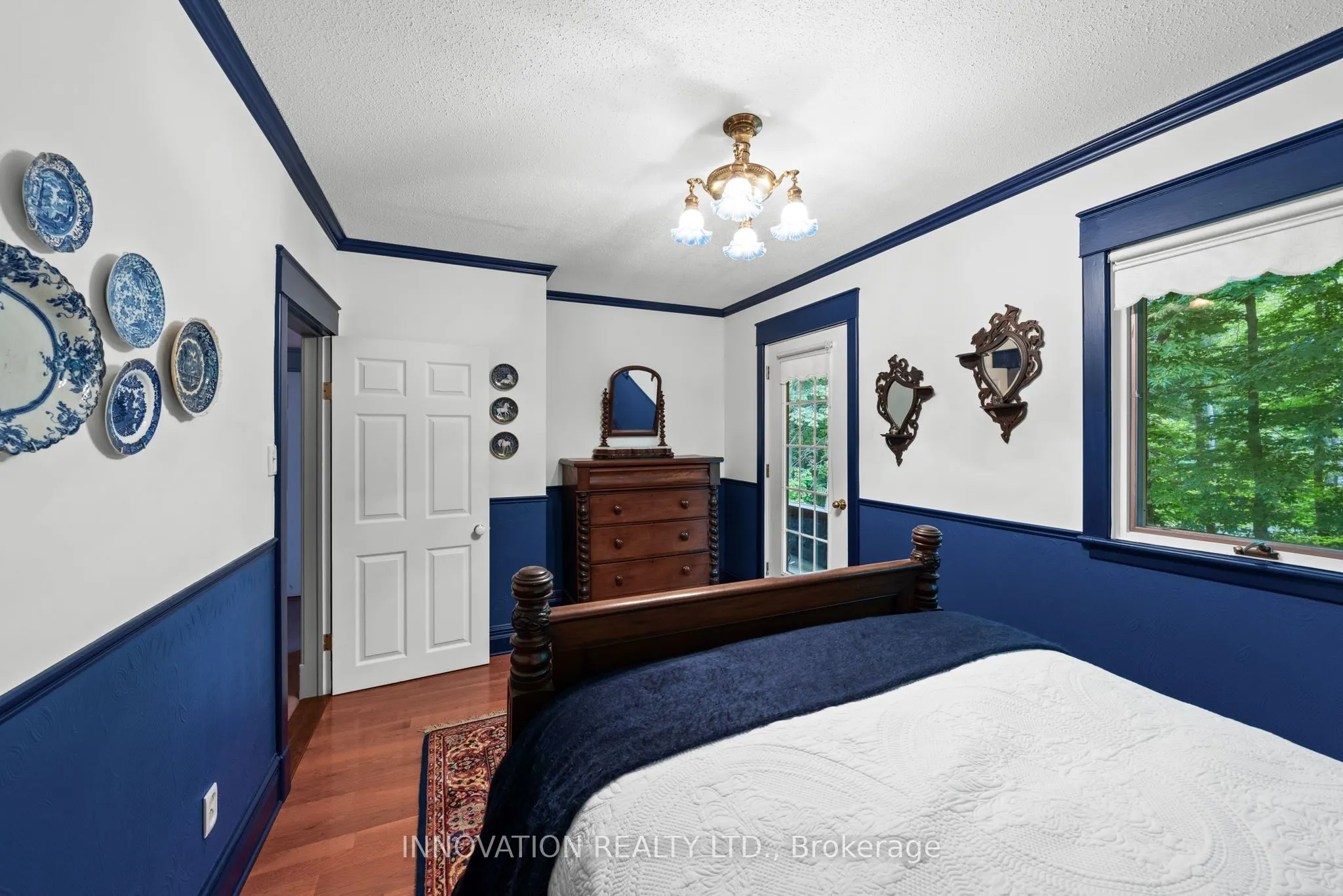 594 Rae Road