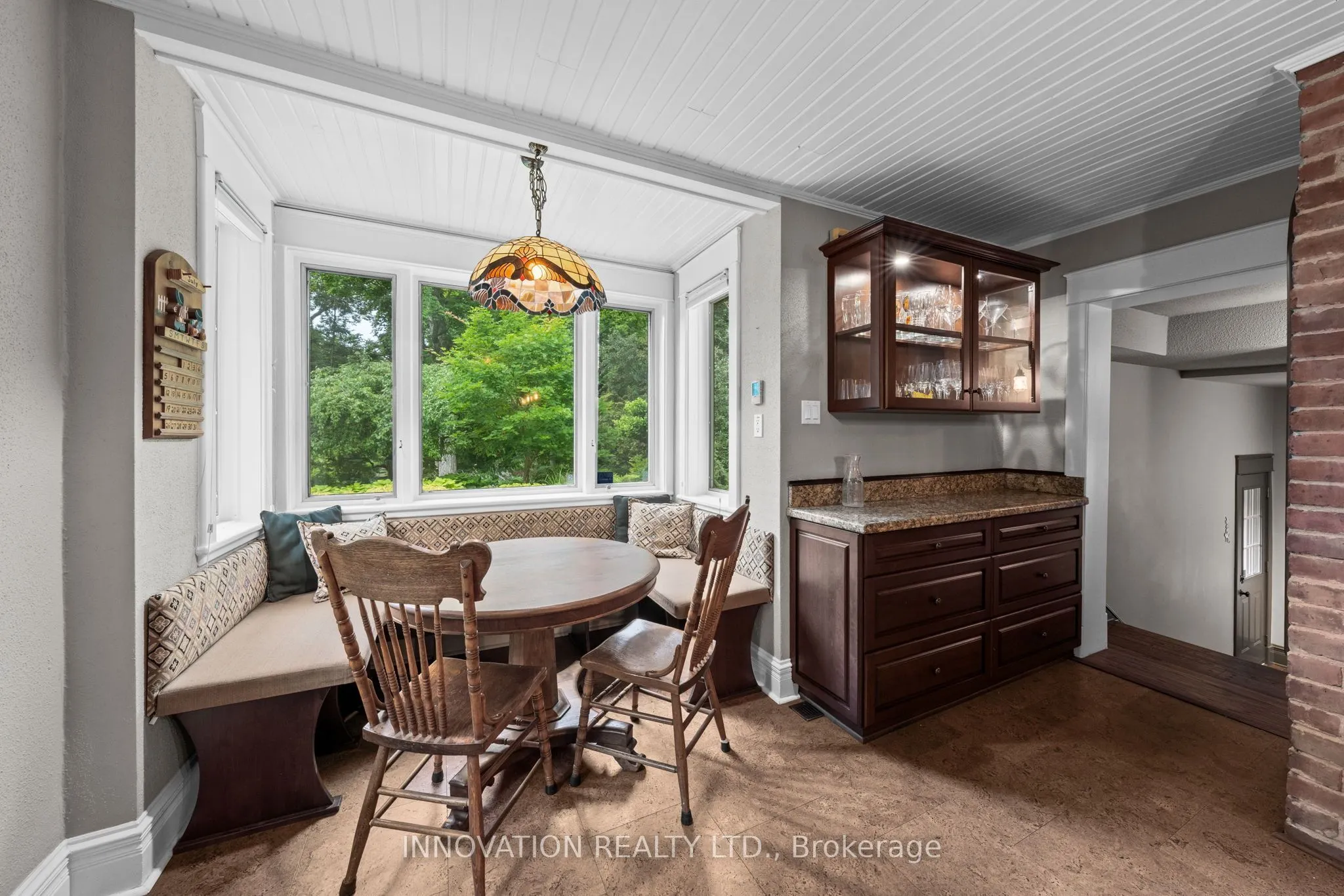594 Rae Road