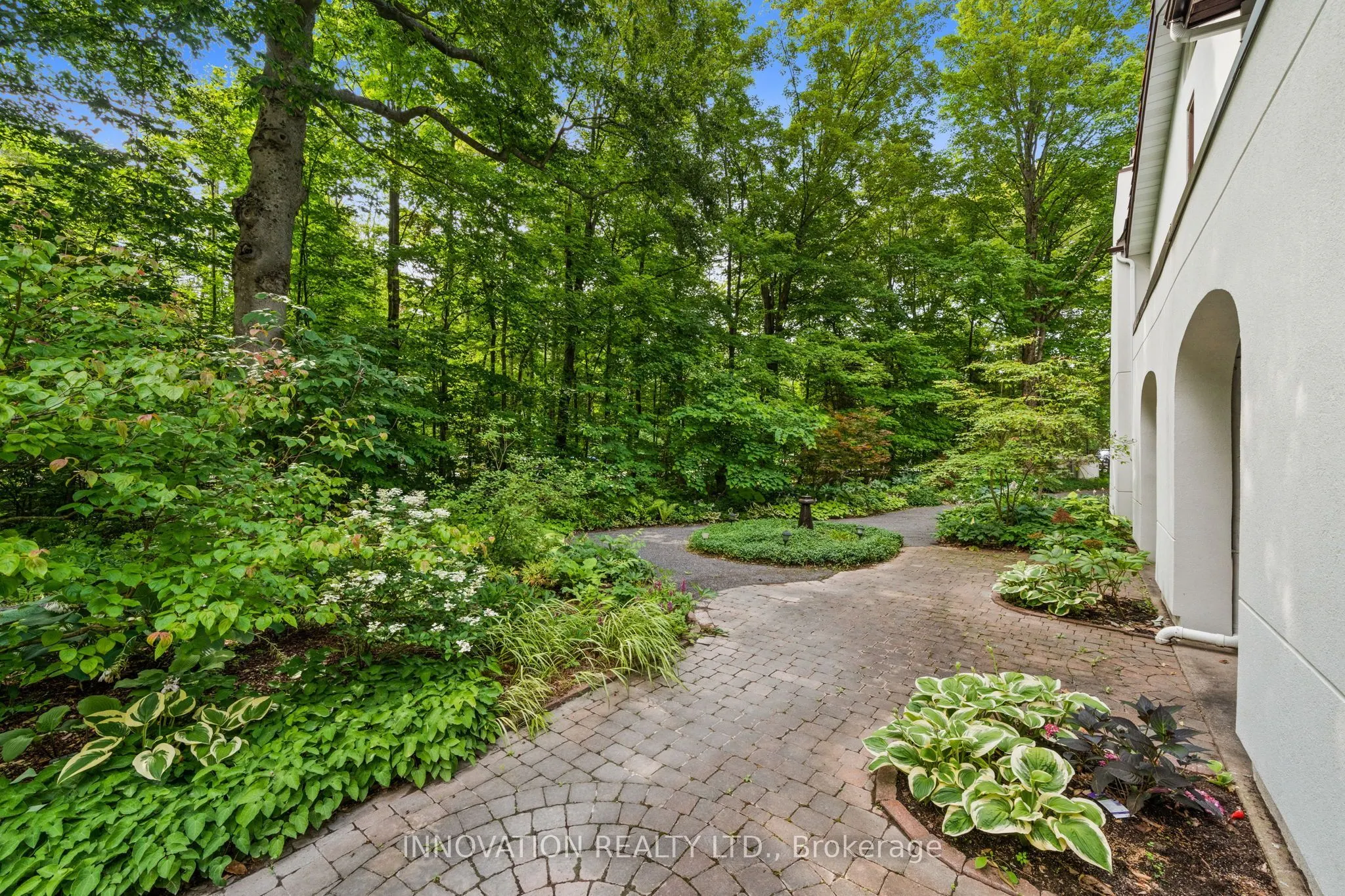 594 Rae Road