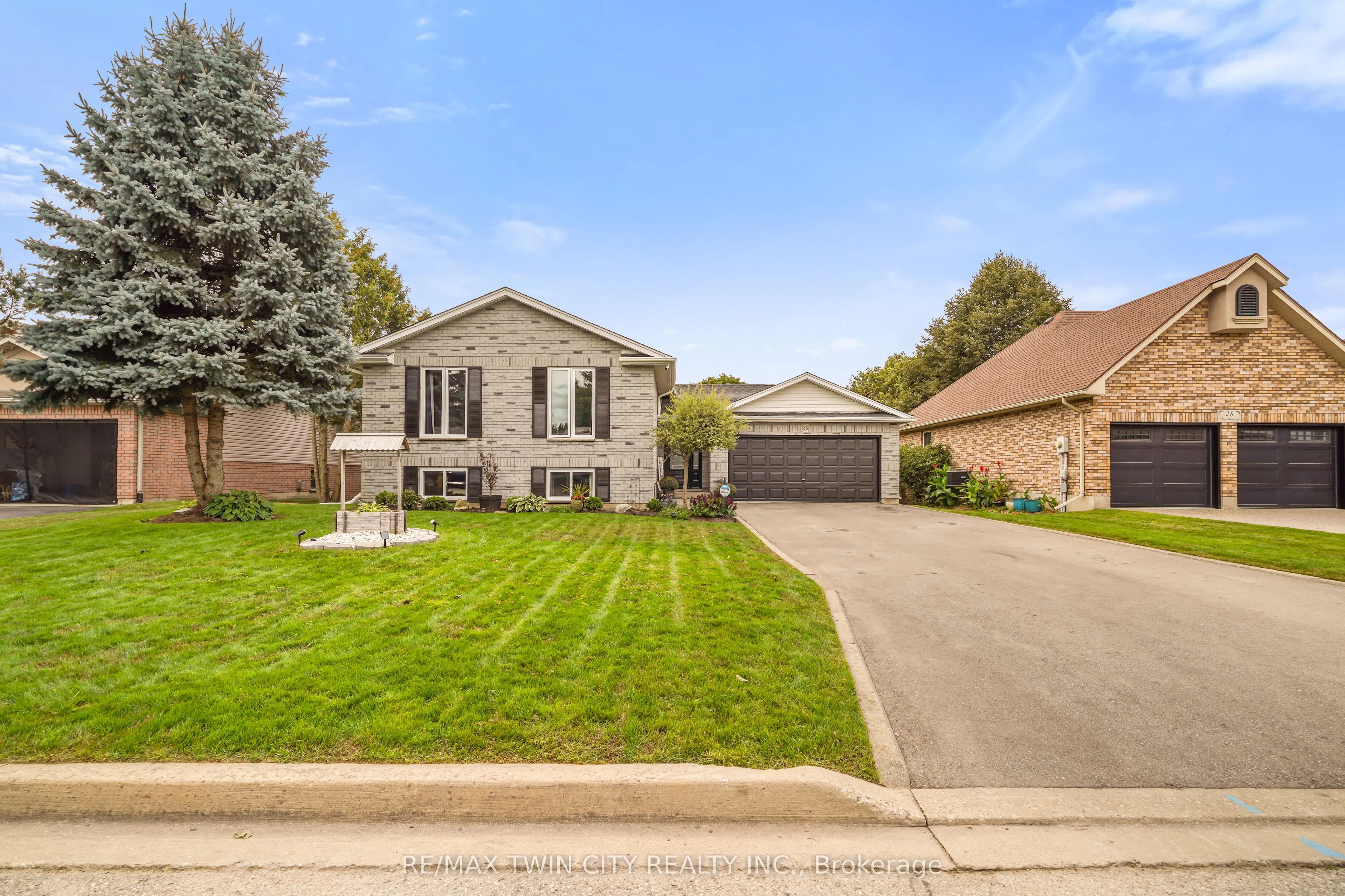 26 MacPherson Drive