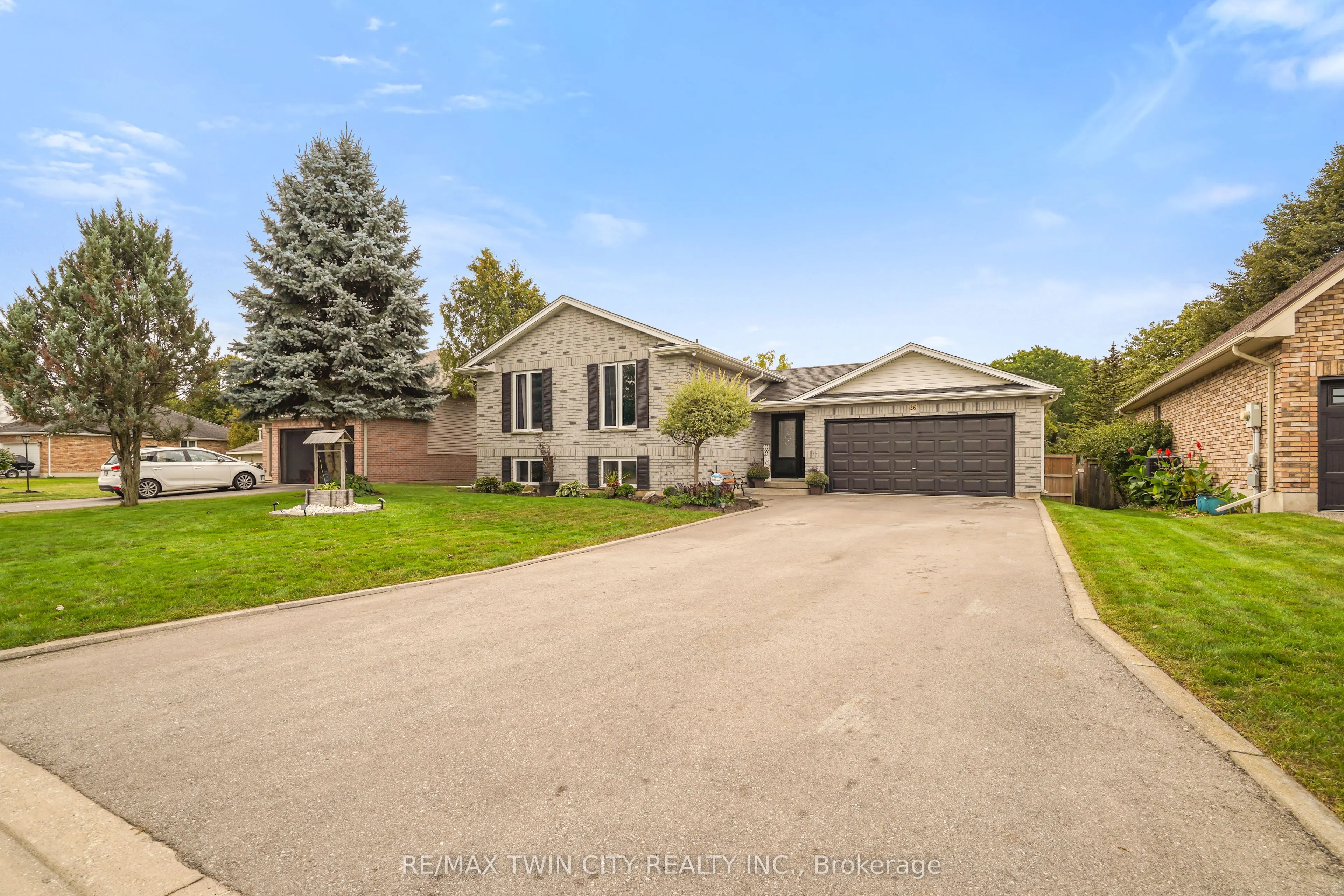 26 MacPherson Drive