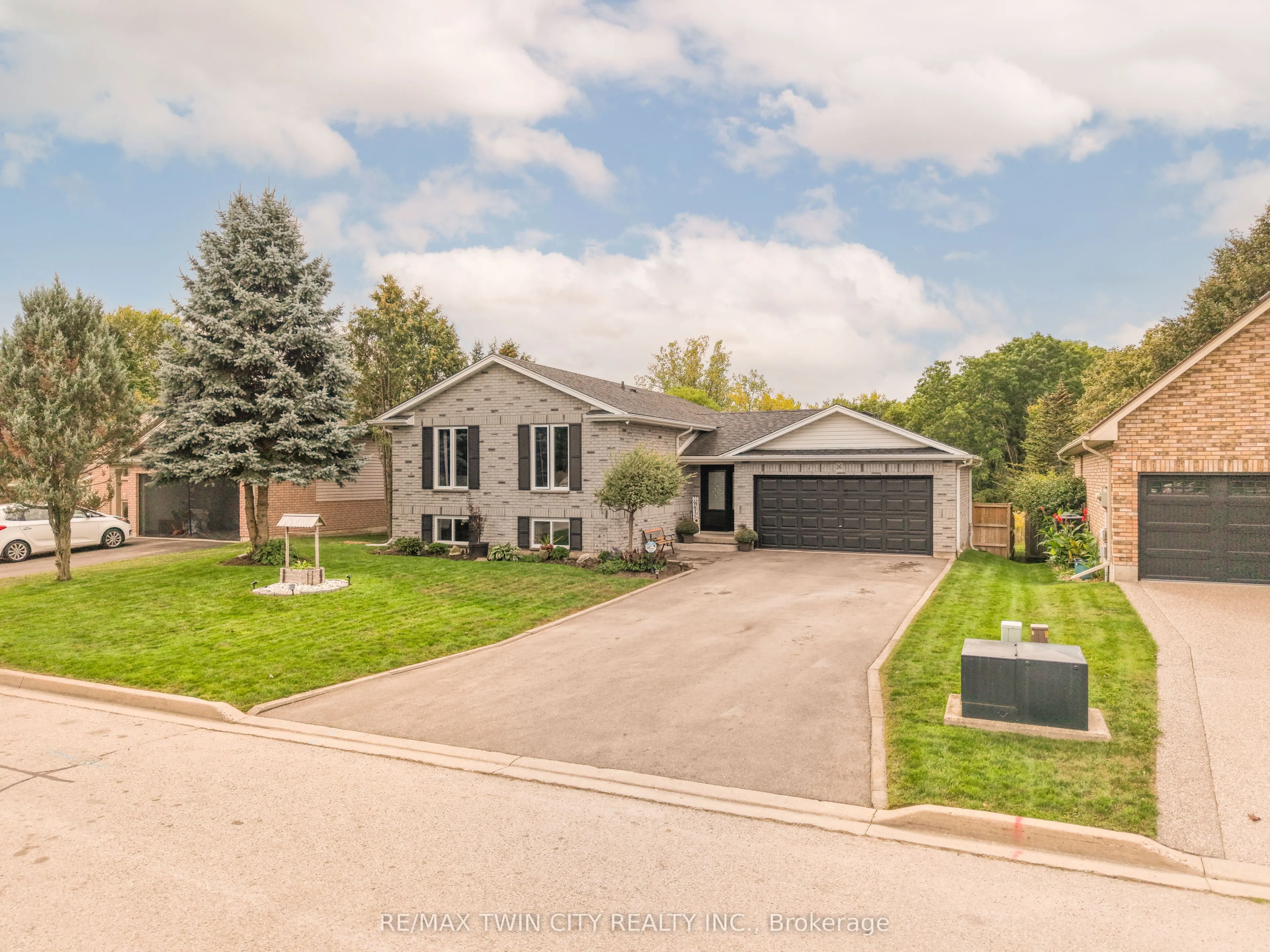 26 MacPherson Drive
