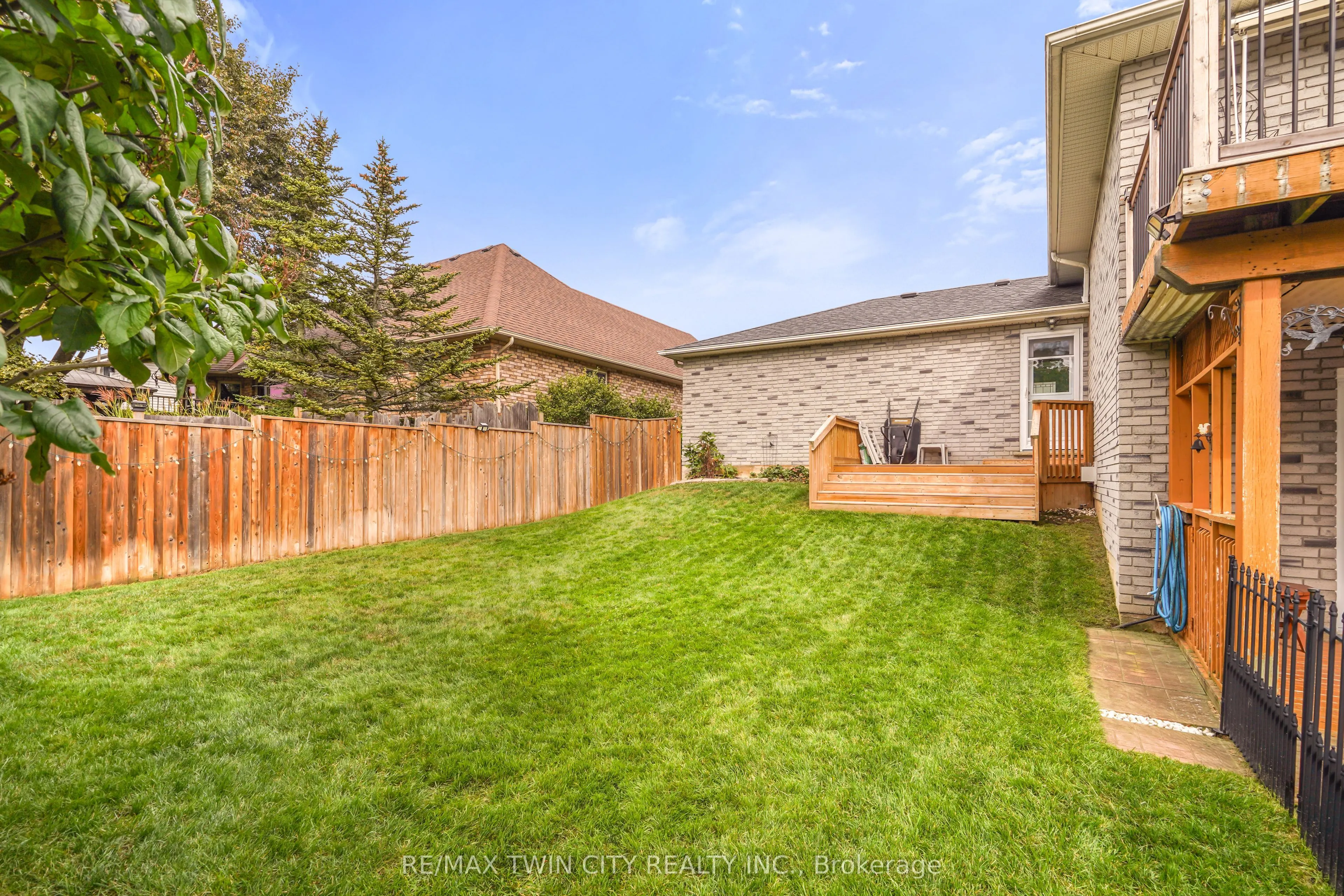 26 MacPherson Drive