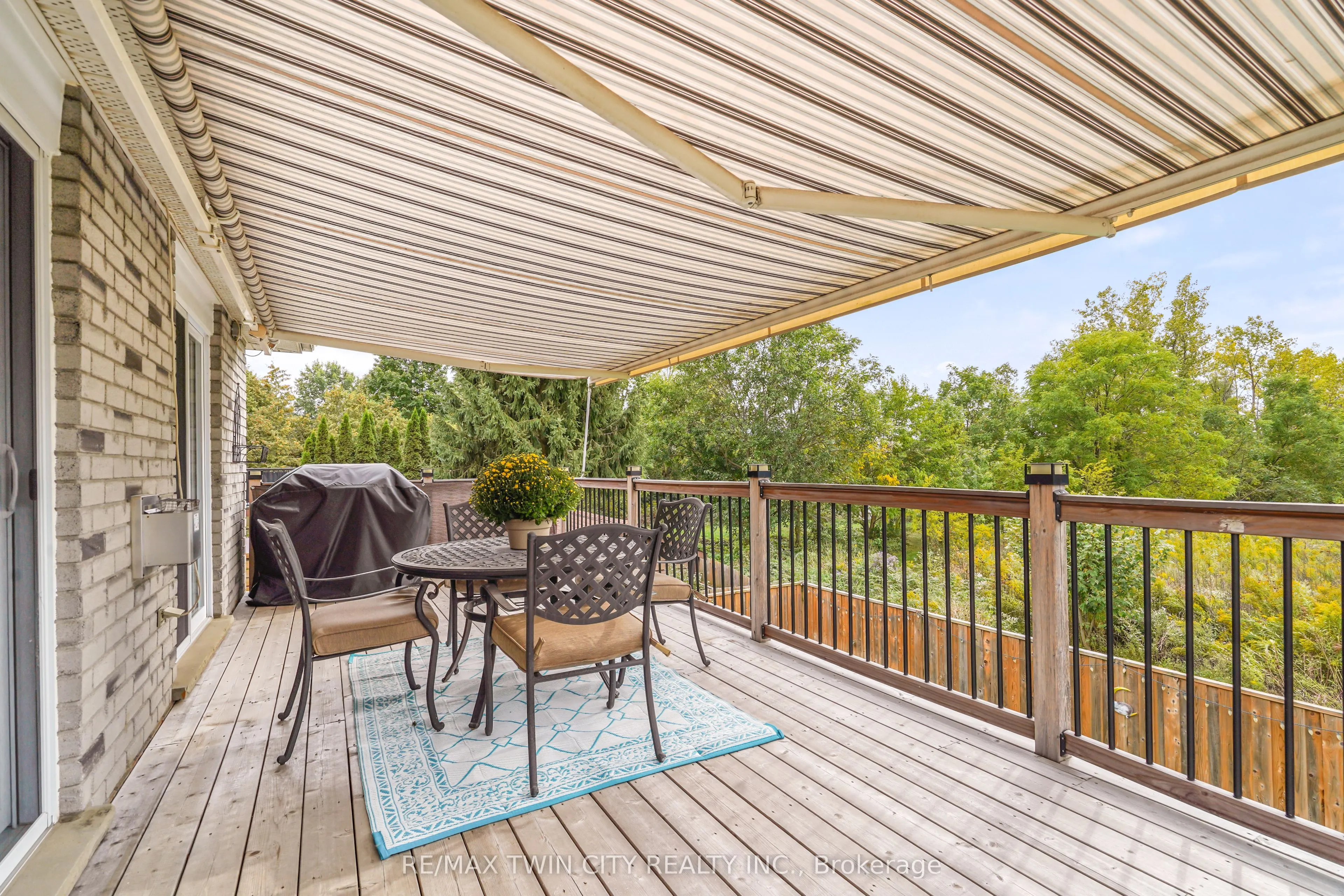 26 MacPherson Drive