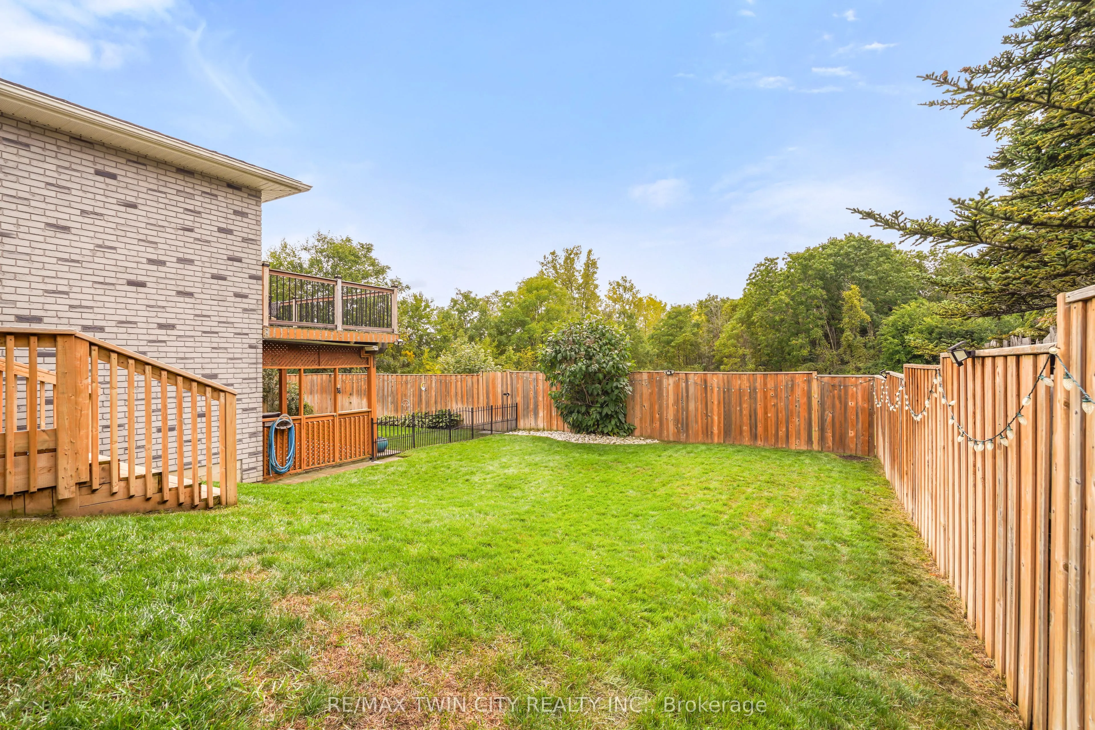 26 MacPherson Drive