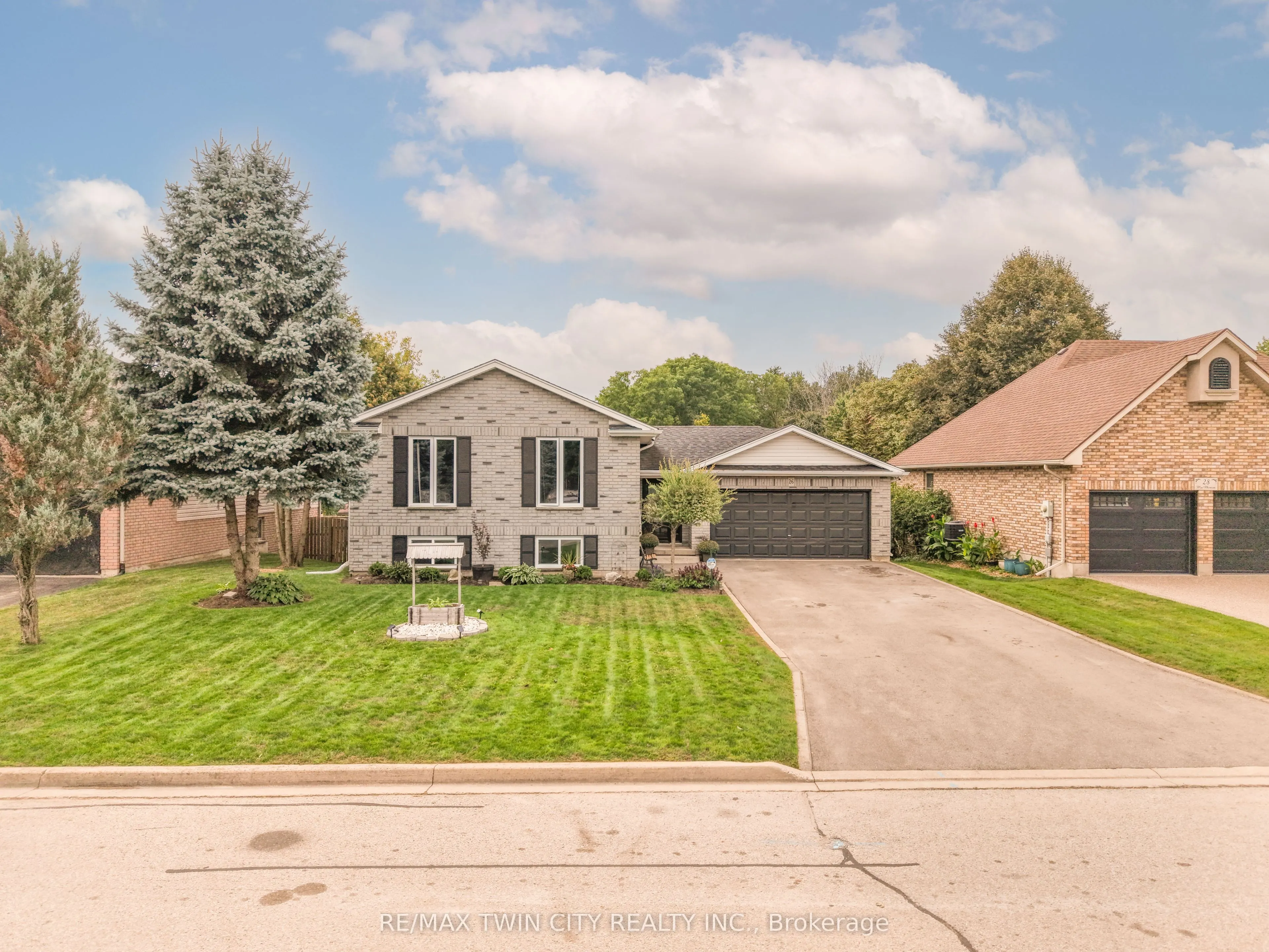 26 MacPherson Drive