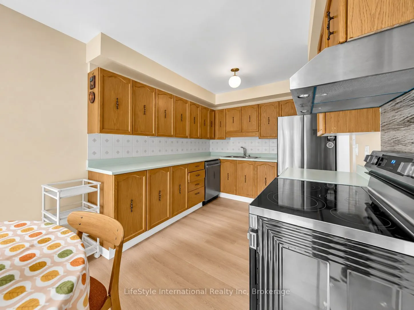 375 Holiday Inn Drive #35