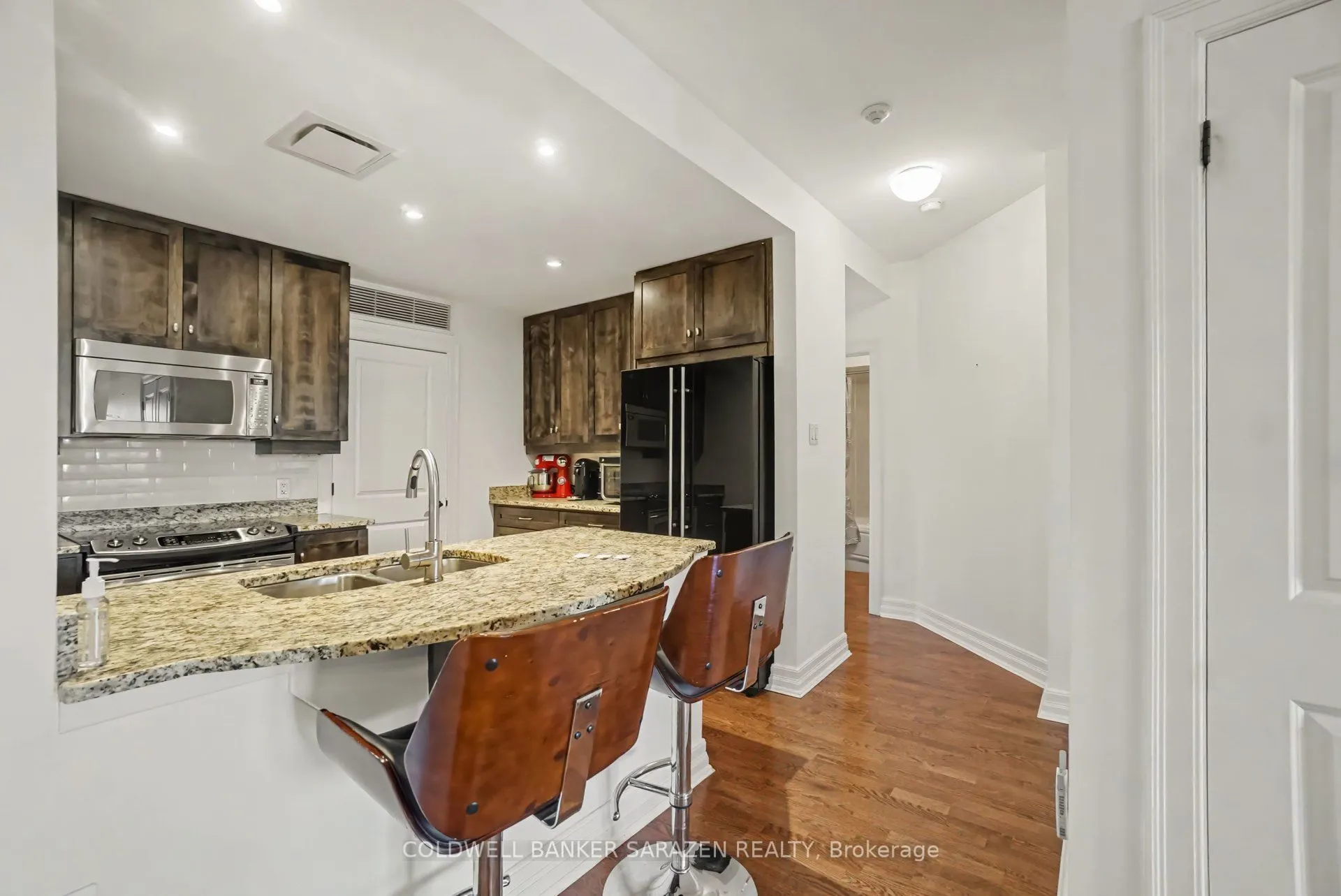 320 Mcleod Street #701