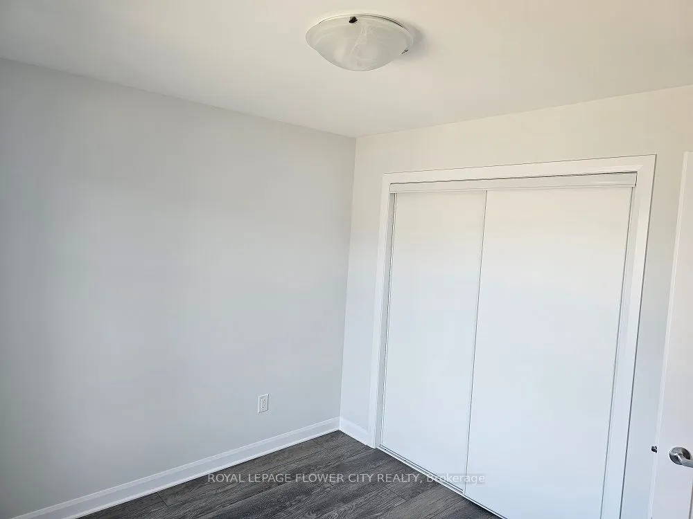204 Elsie Macgill Walk