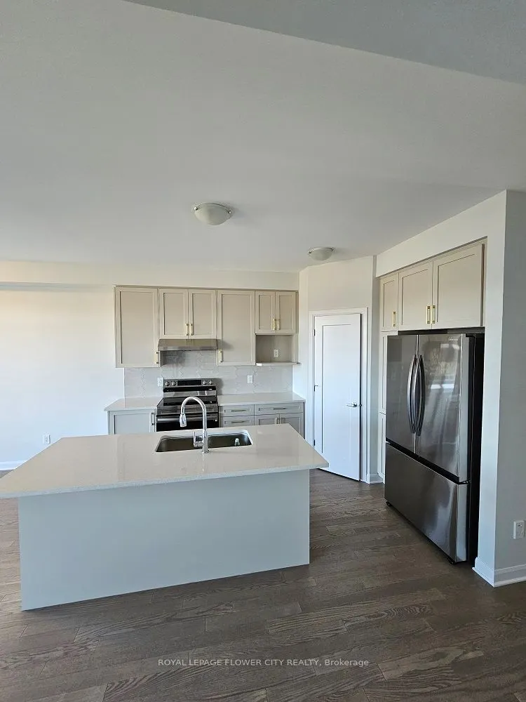 204 Elsie Macgill Walk