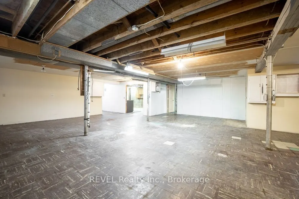 340 Thornwood Avenue