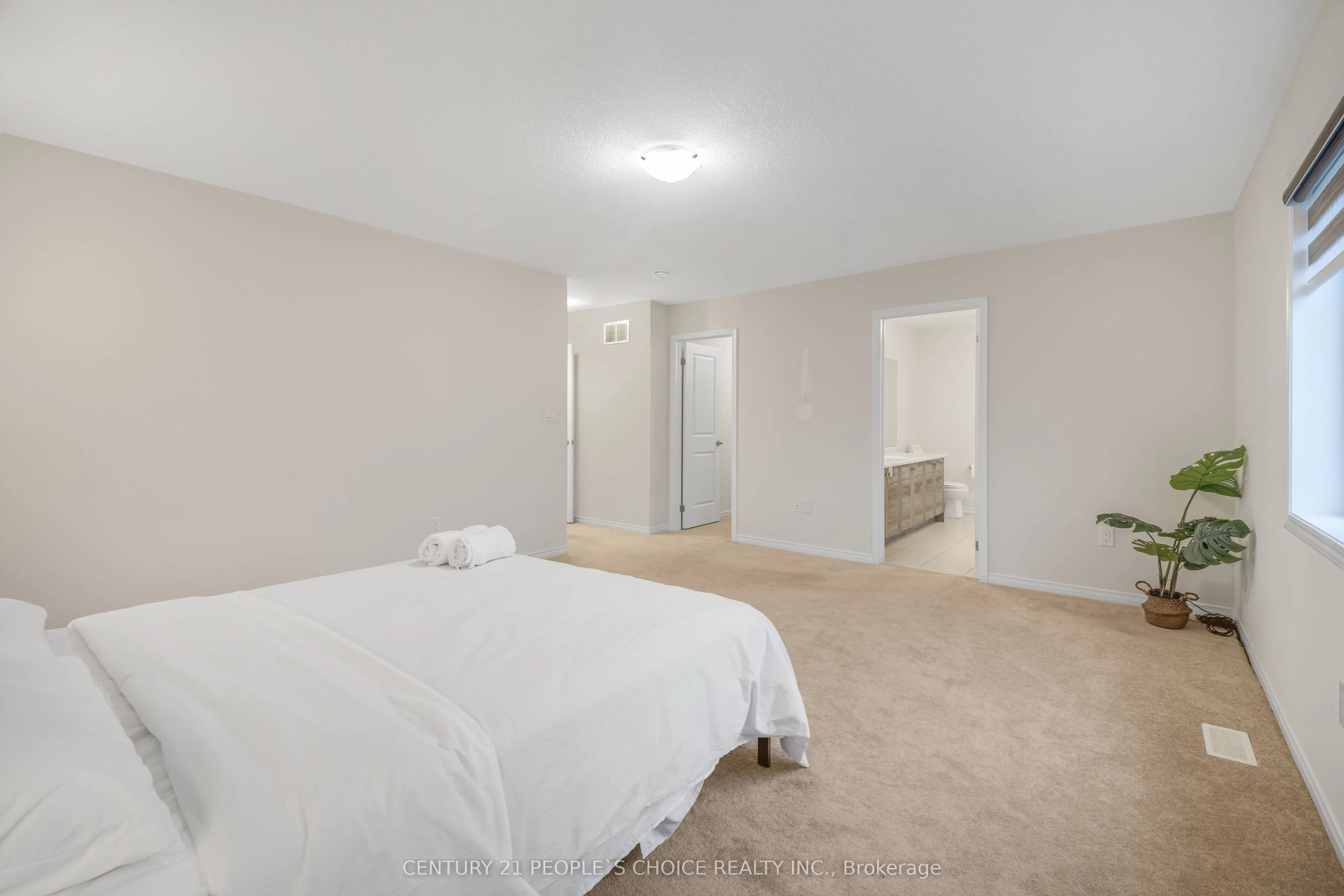3 Sara Drive #Upper