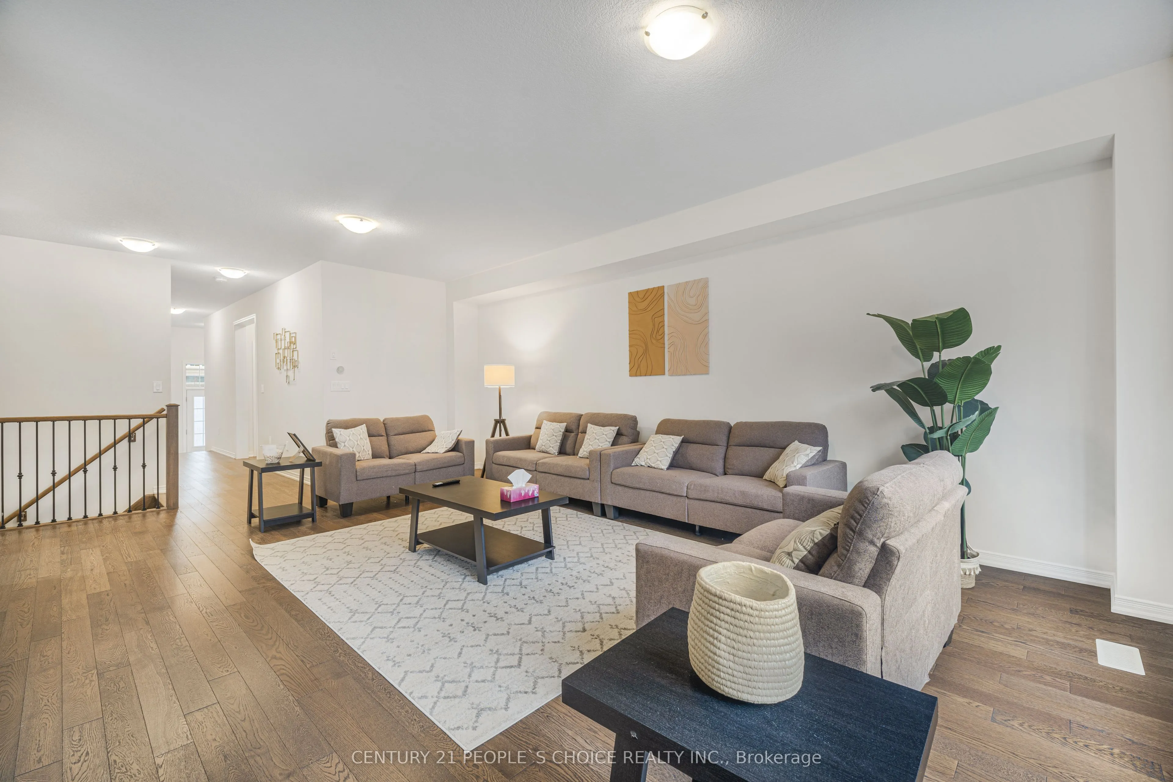 3 Sara Drive #Upper