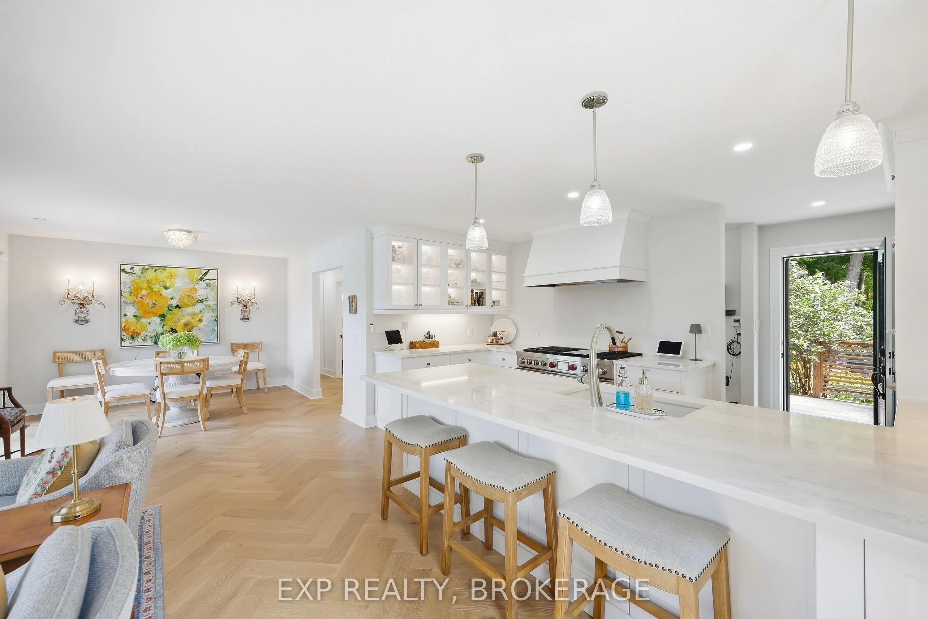 2114 Hambly Lane