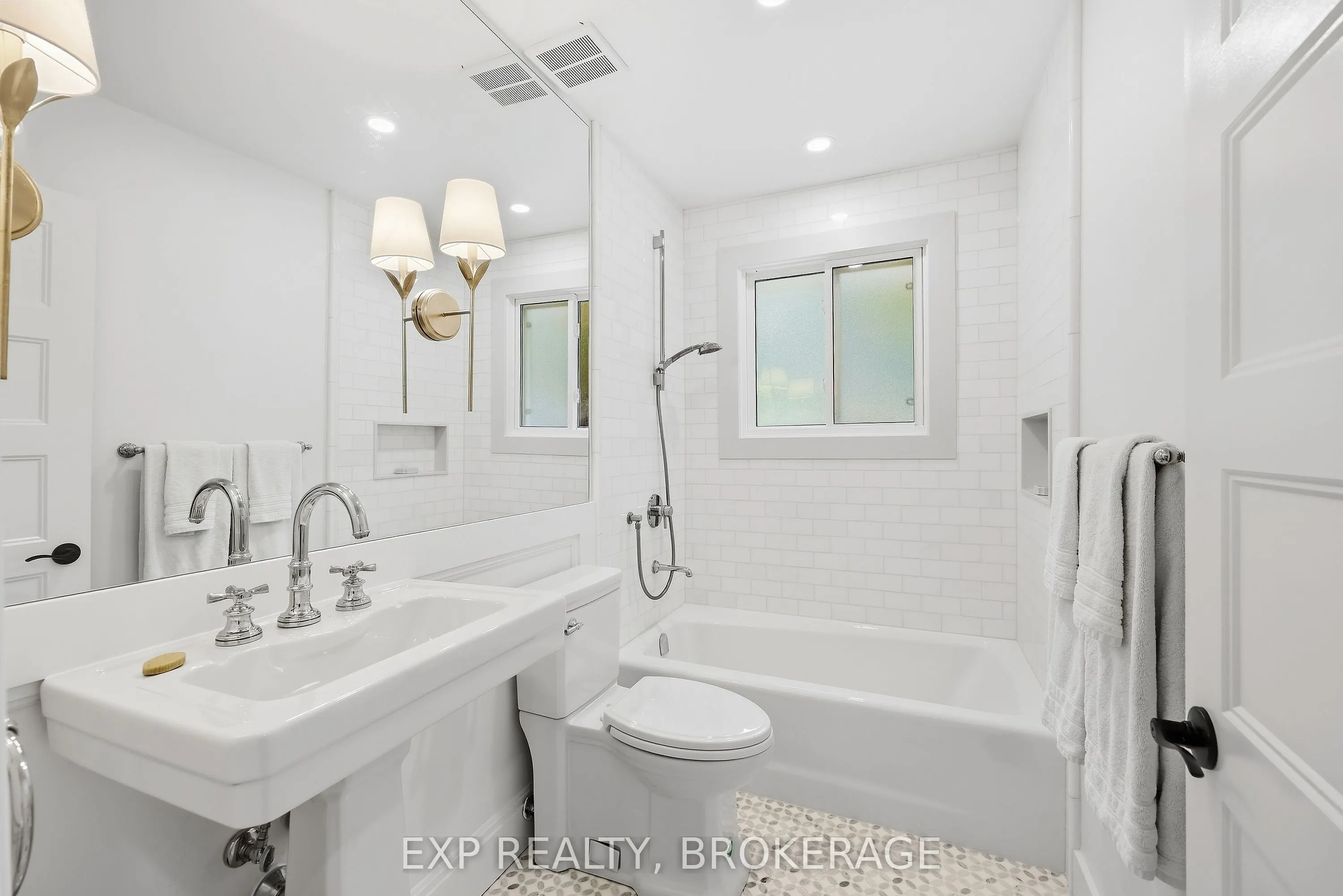 2114 Hambly Lane