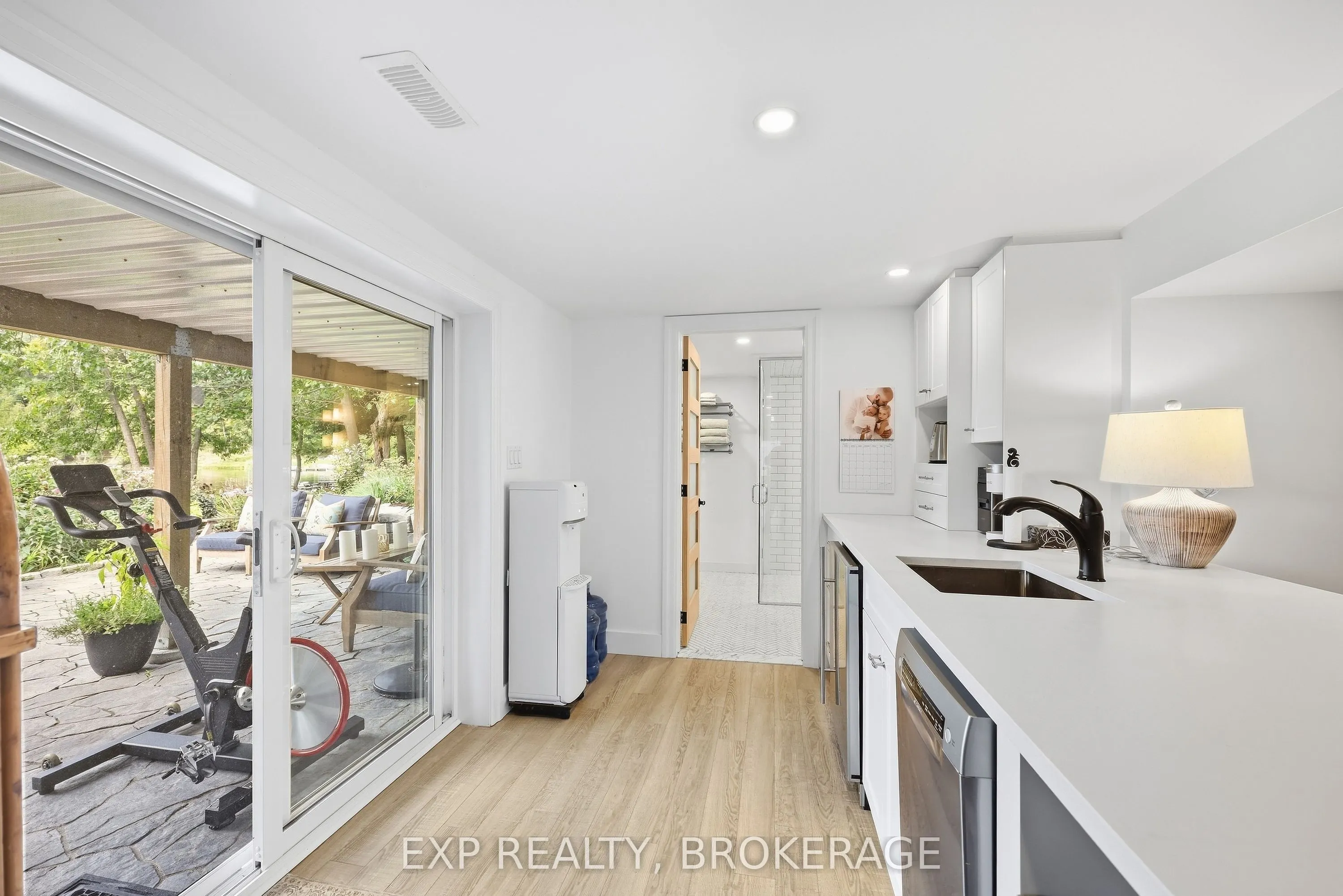 2114 Hambly Lane