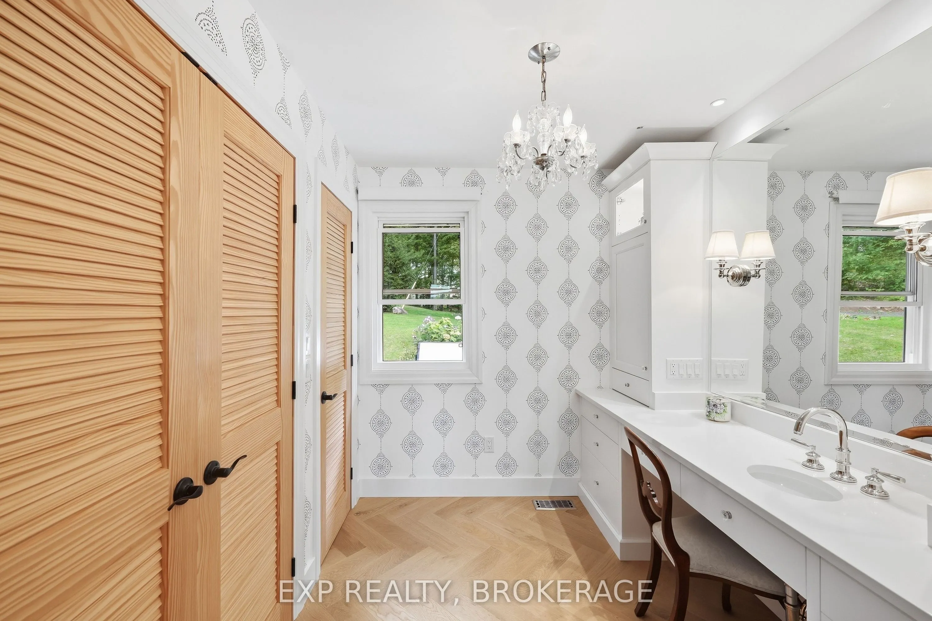 2114 Hambly Lane