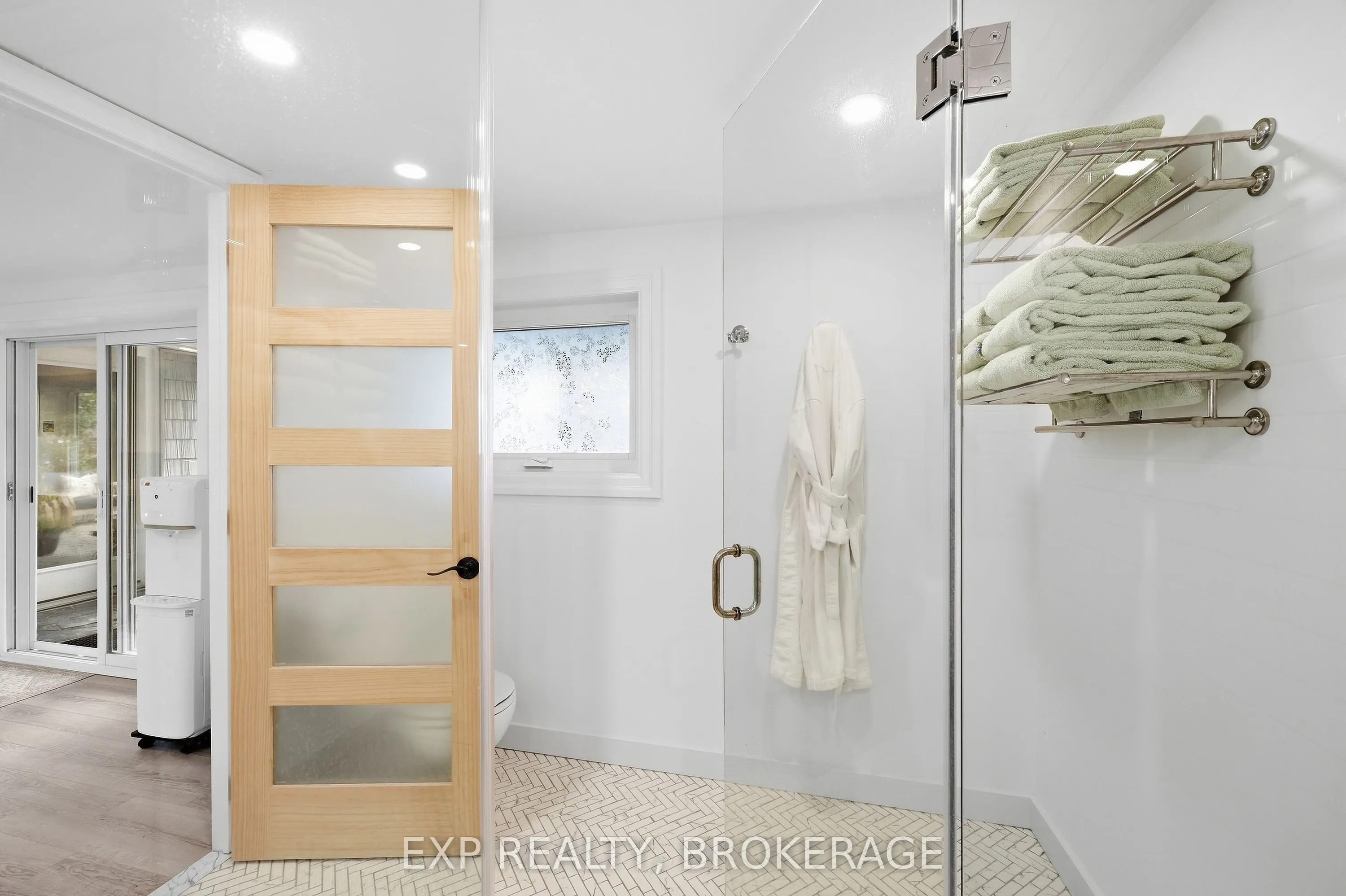 2114 Hambly Lane