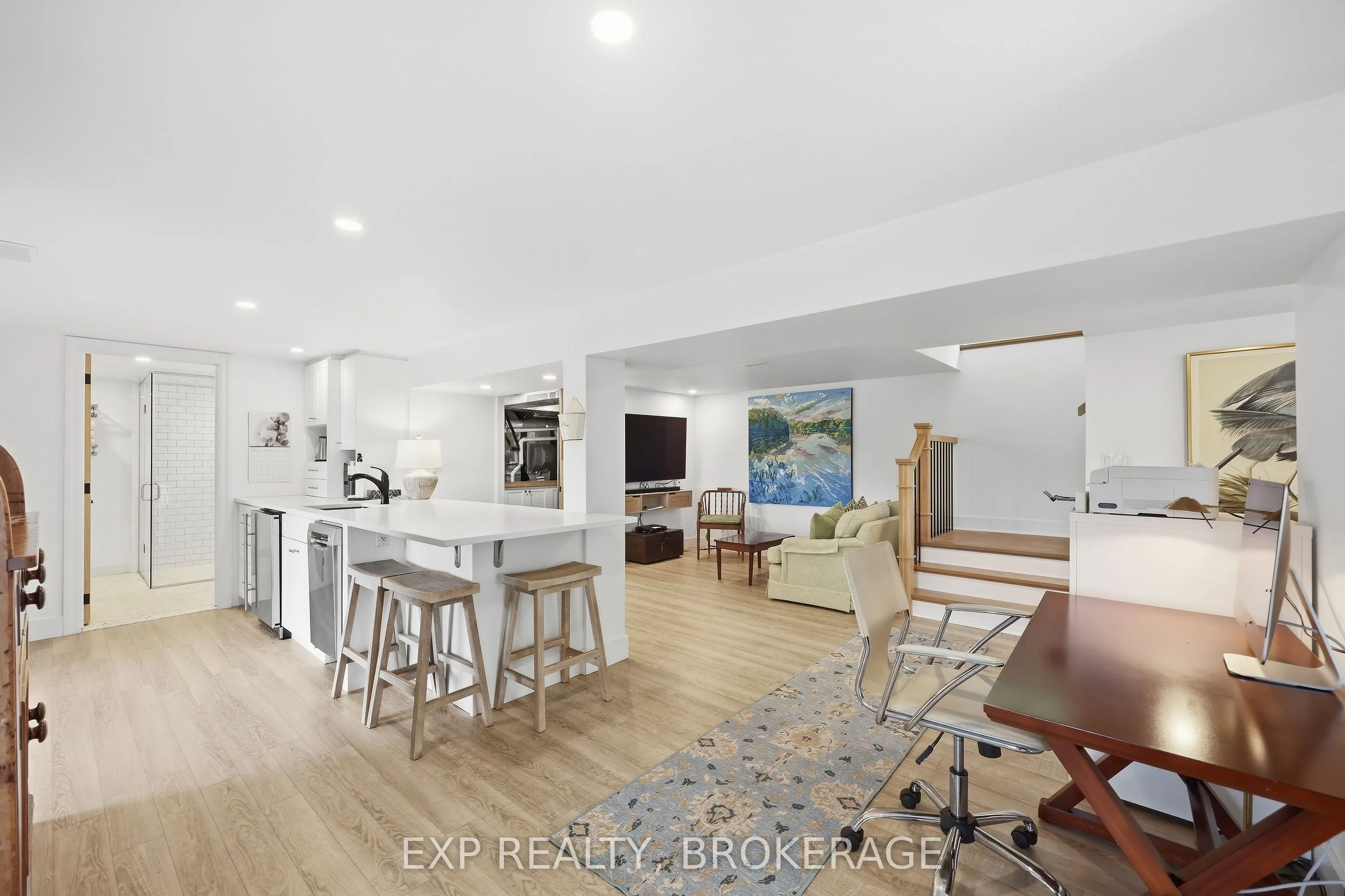 2114 Hambly Lane
