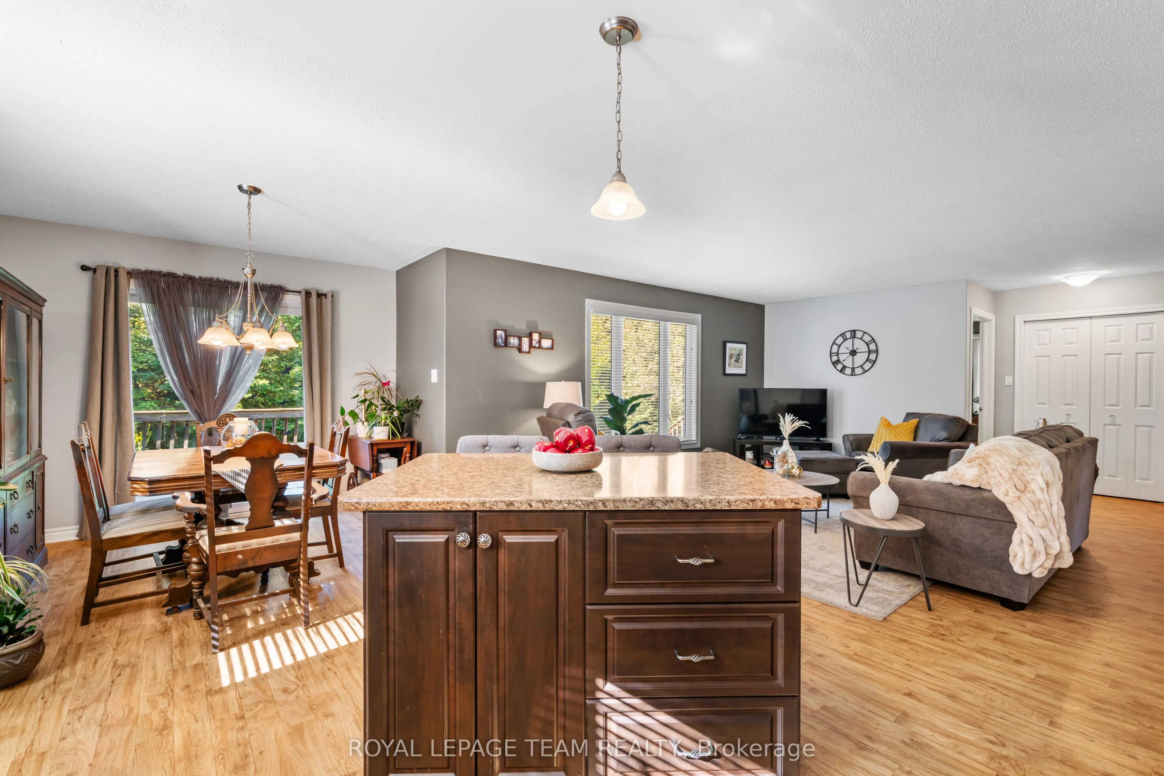 19 Hickory Drive