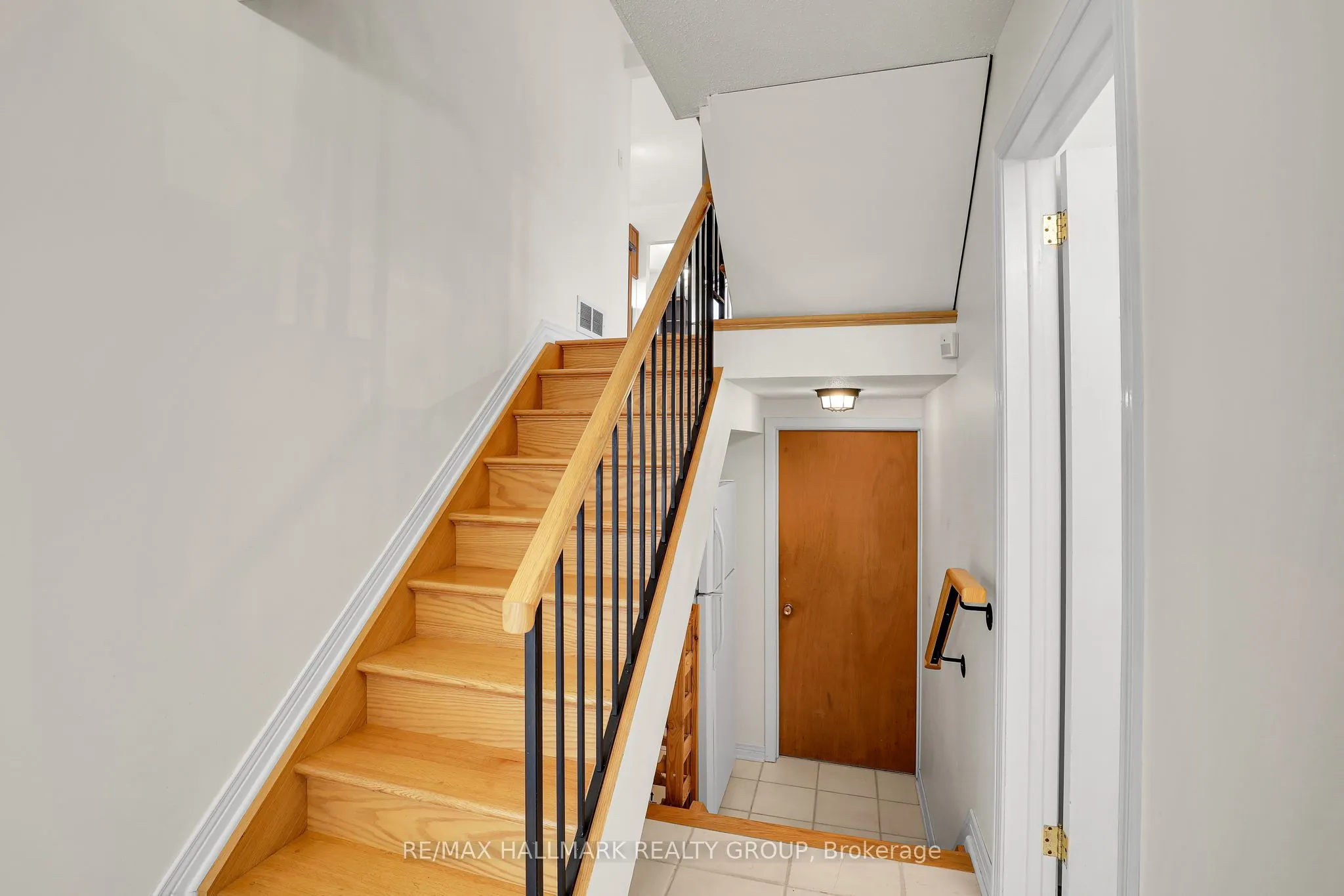 37 Lyall Street
