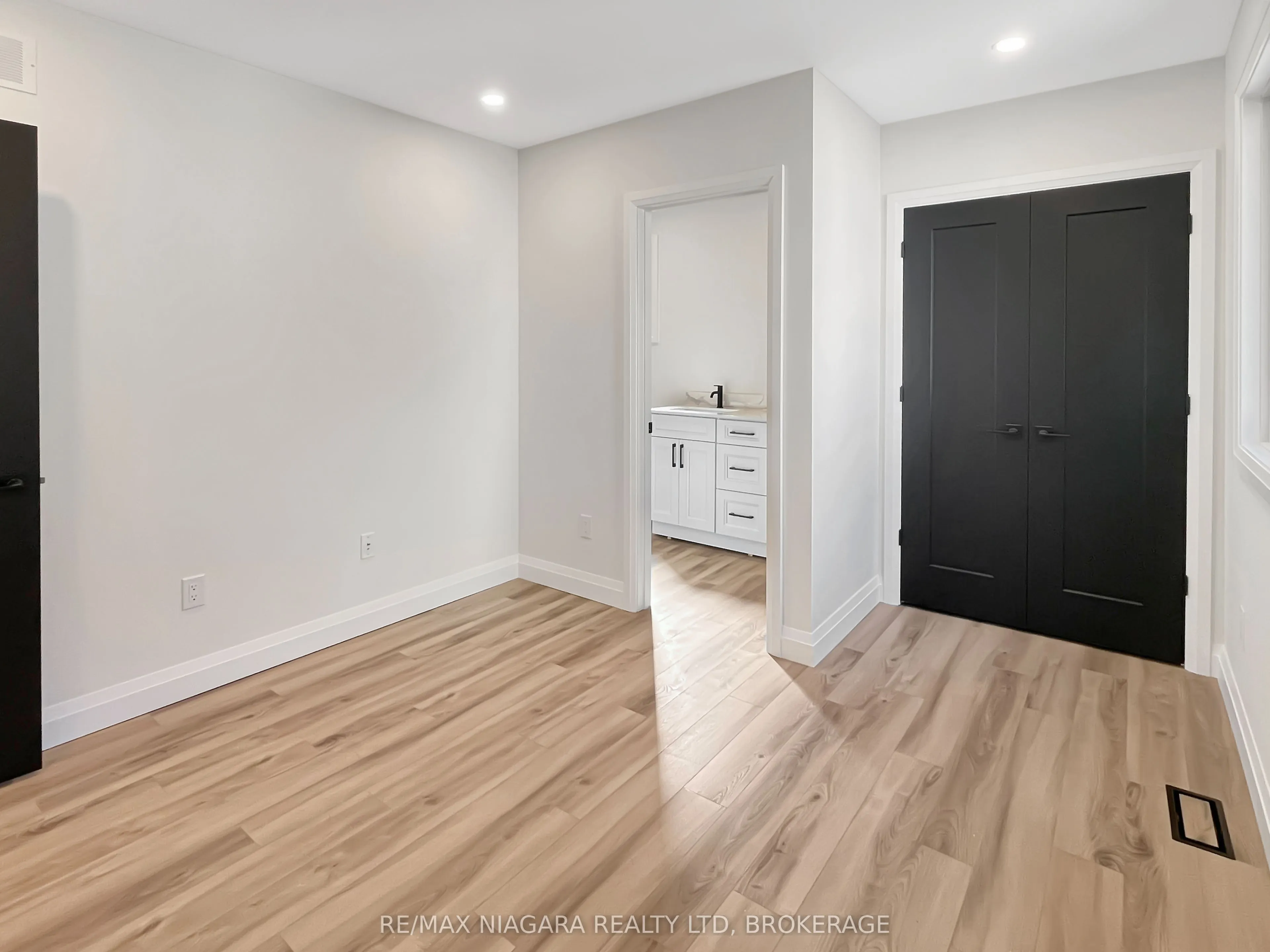 3042 Bethune Avenue