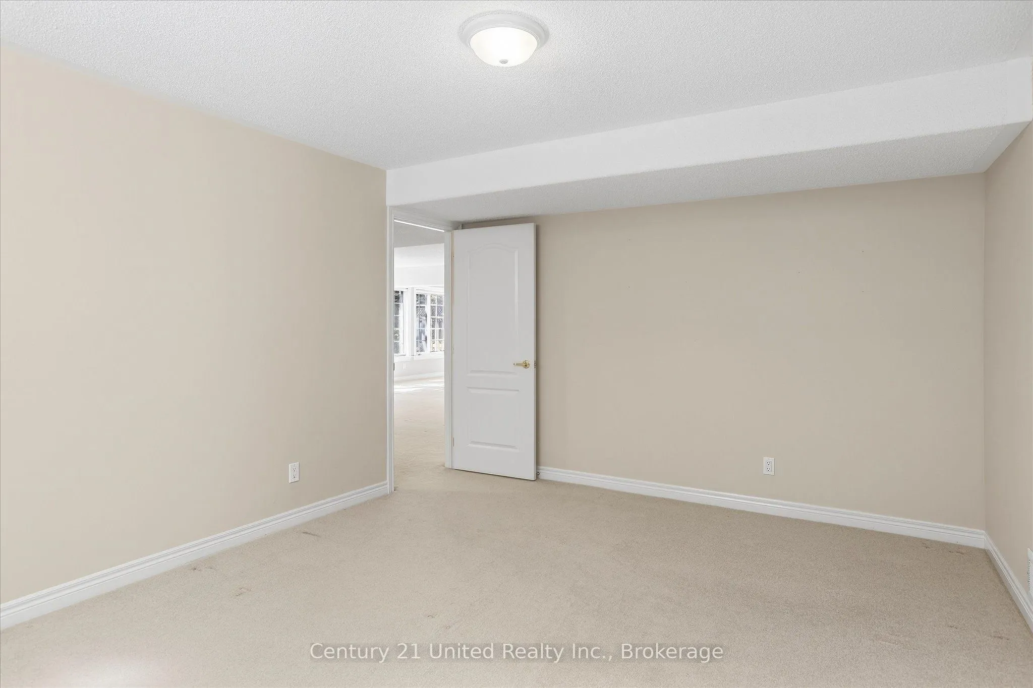 1742 Ravenwood Drive #611