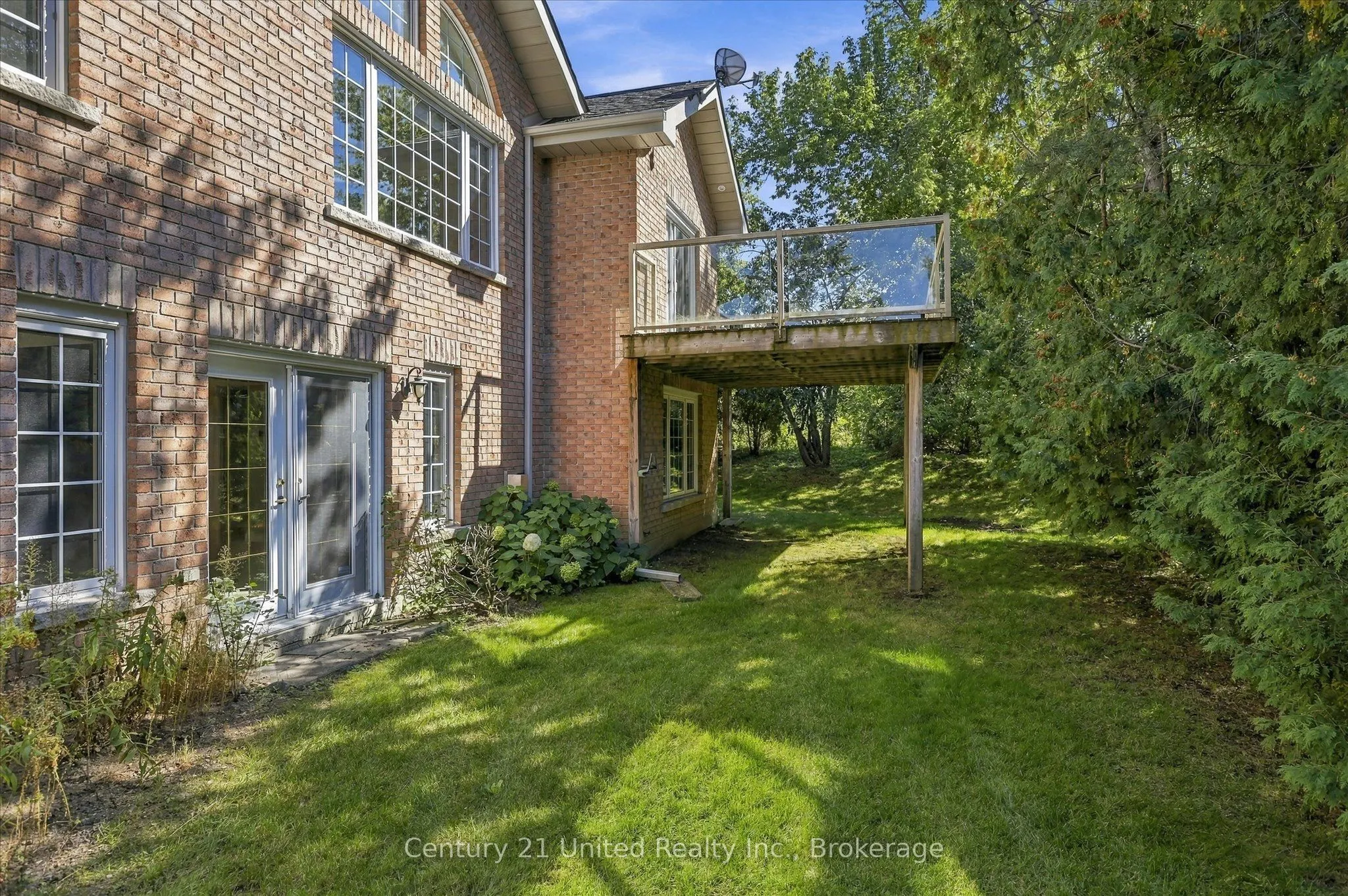 1742 Ravenwood Drive #611