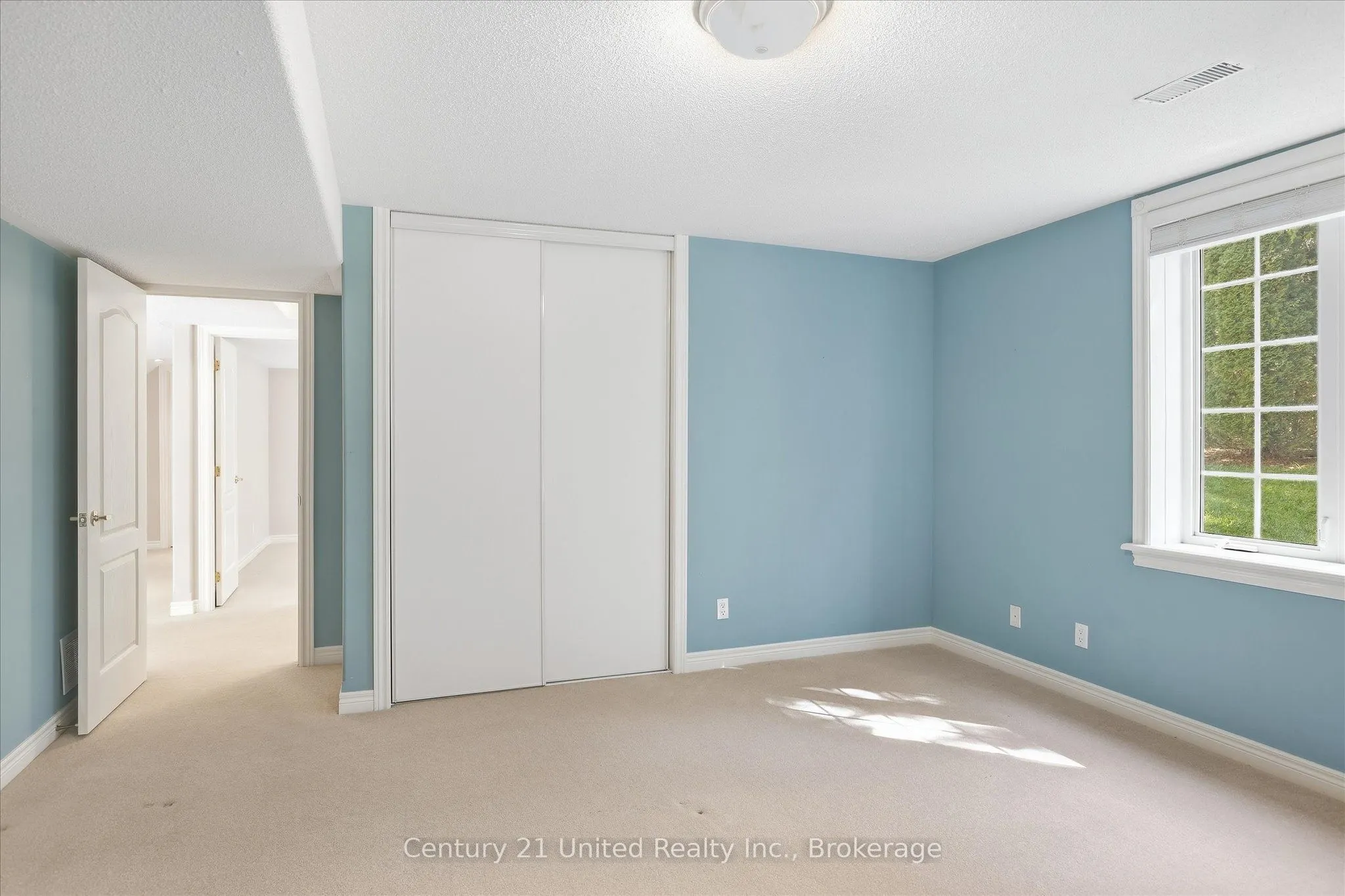 1742 Ravenwood Drive #611