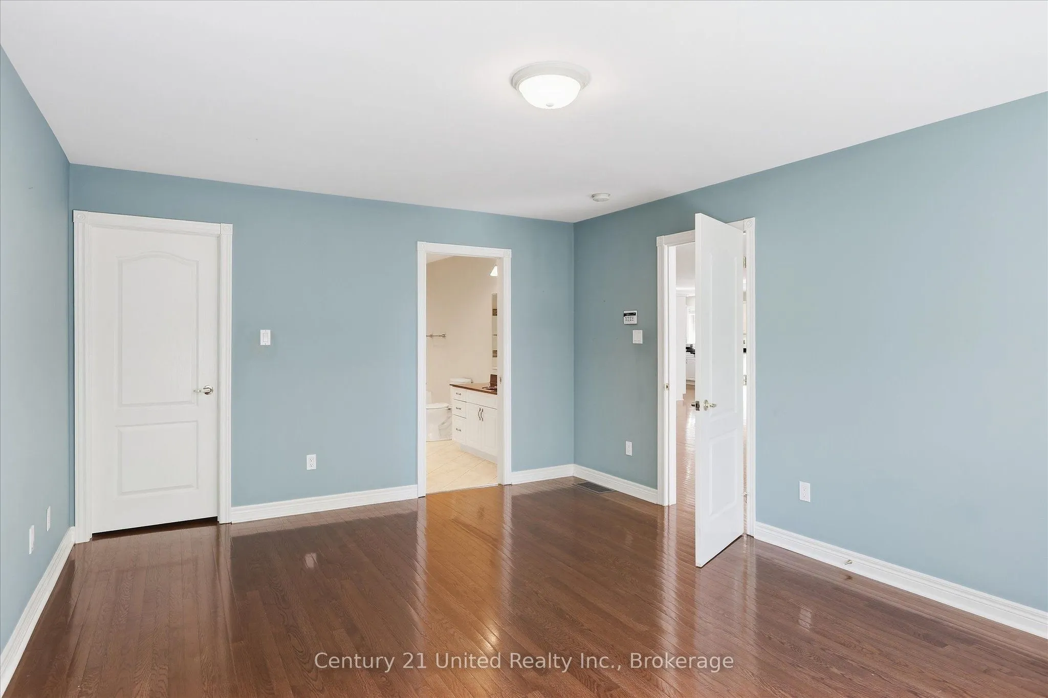 1742 Ravenwood Drive #611