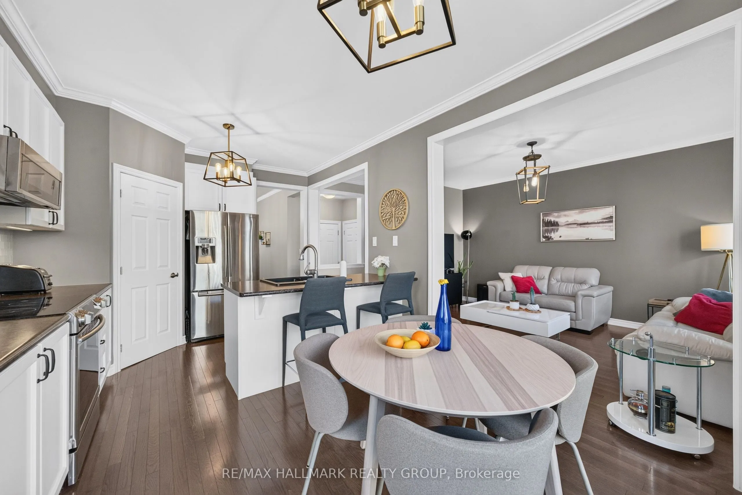 556 Sunlit Circle