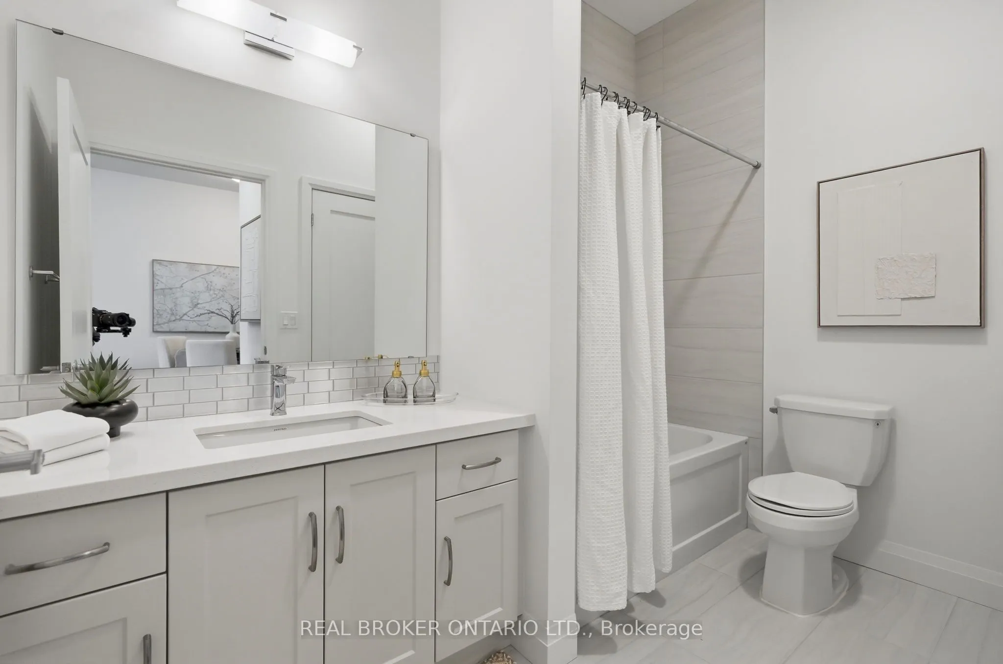 30 Hamilton Street S #101