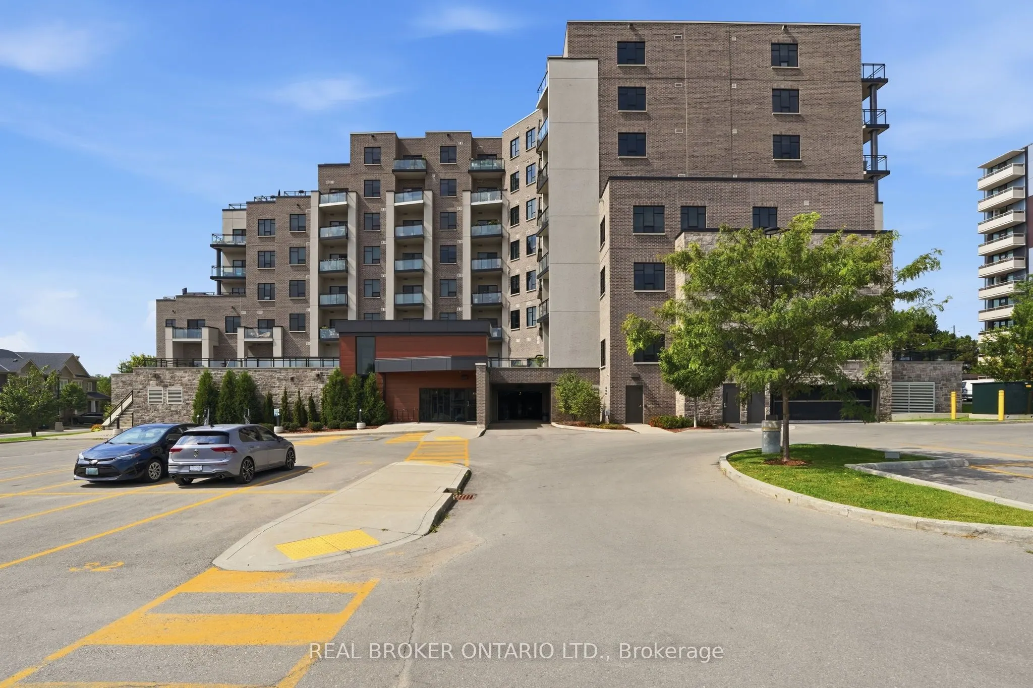 30 Hamilton Street S #101