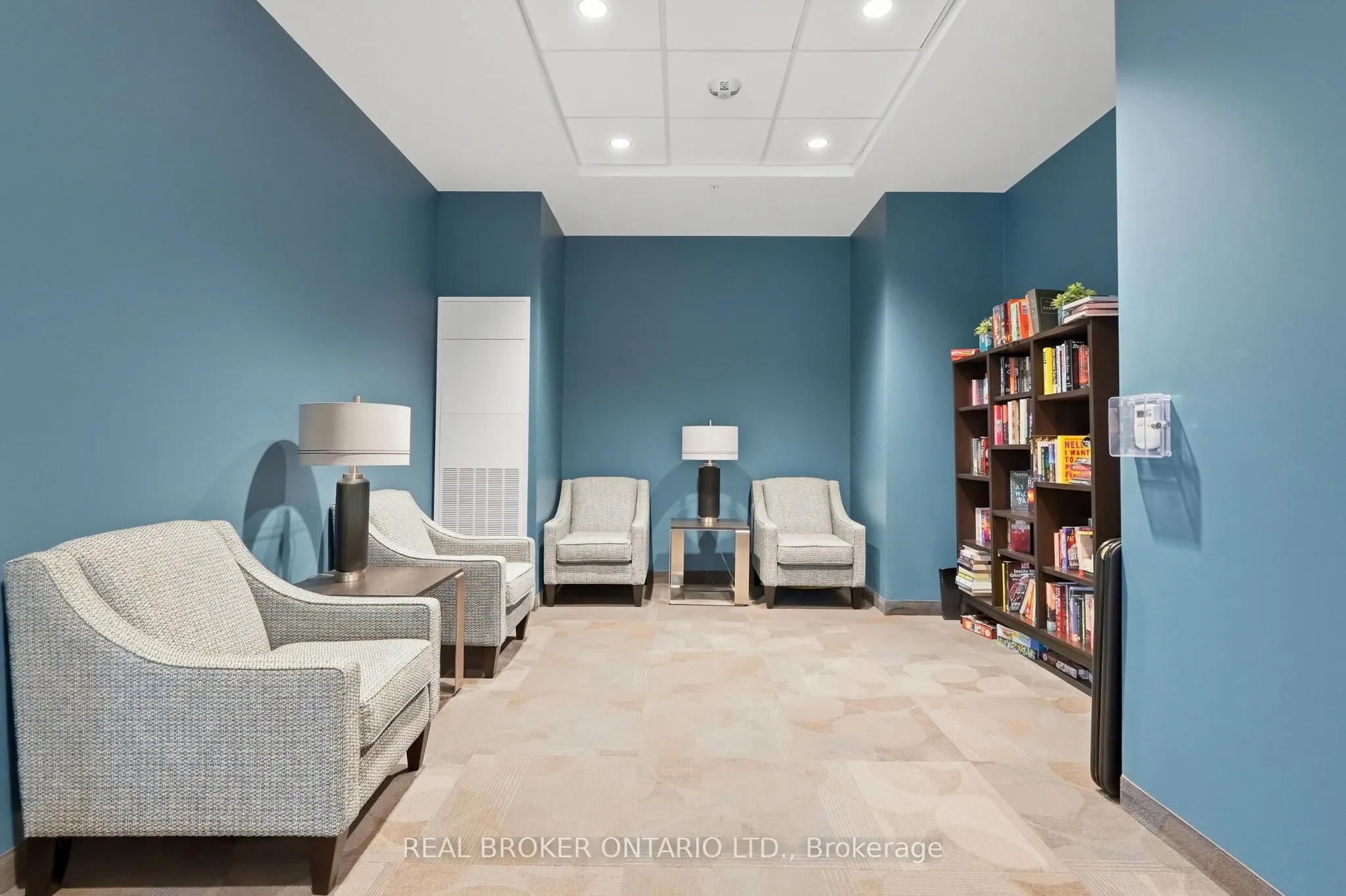 30 Hamilton Street S #101