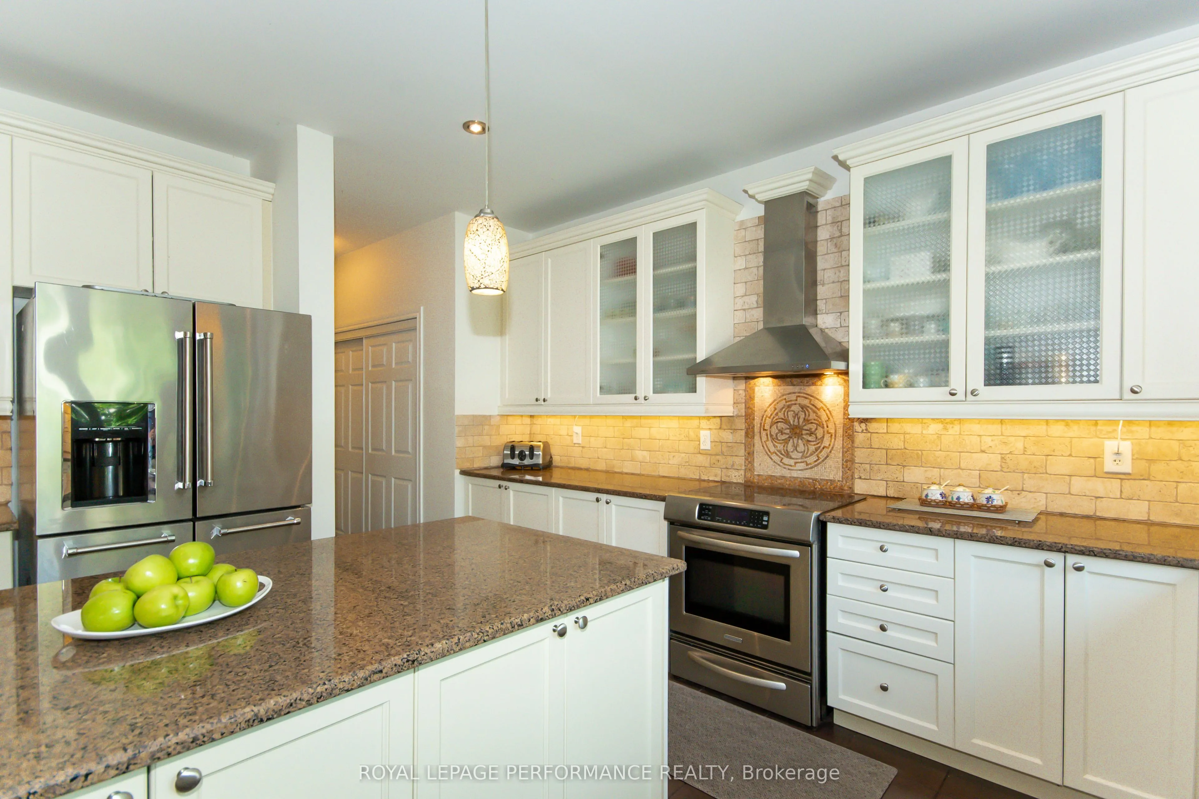 2744 Grand Vista Circle