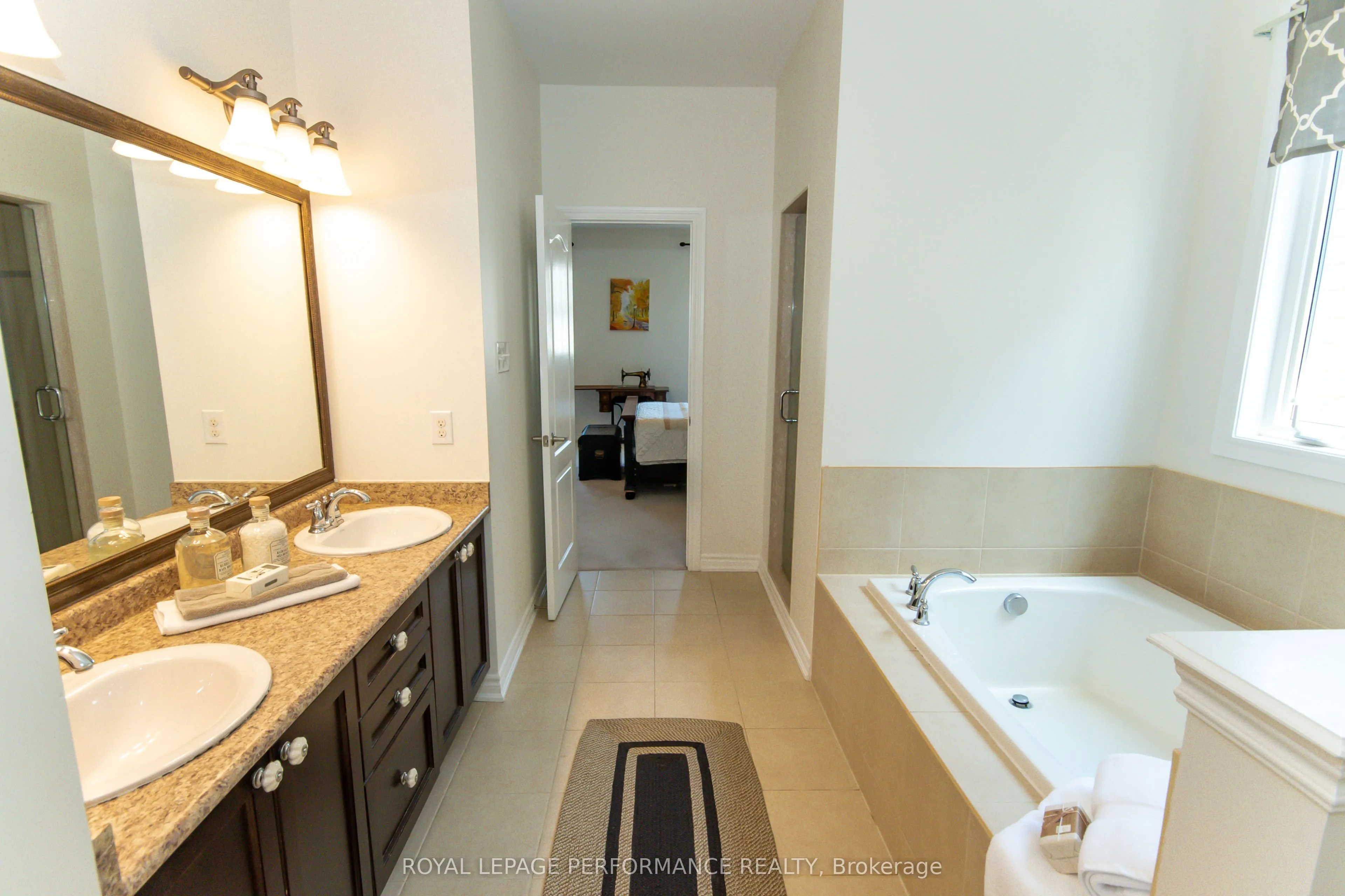 2744 Grand Vista Circle