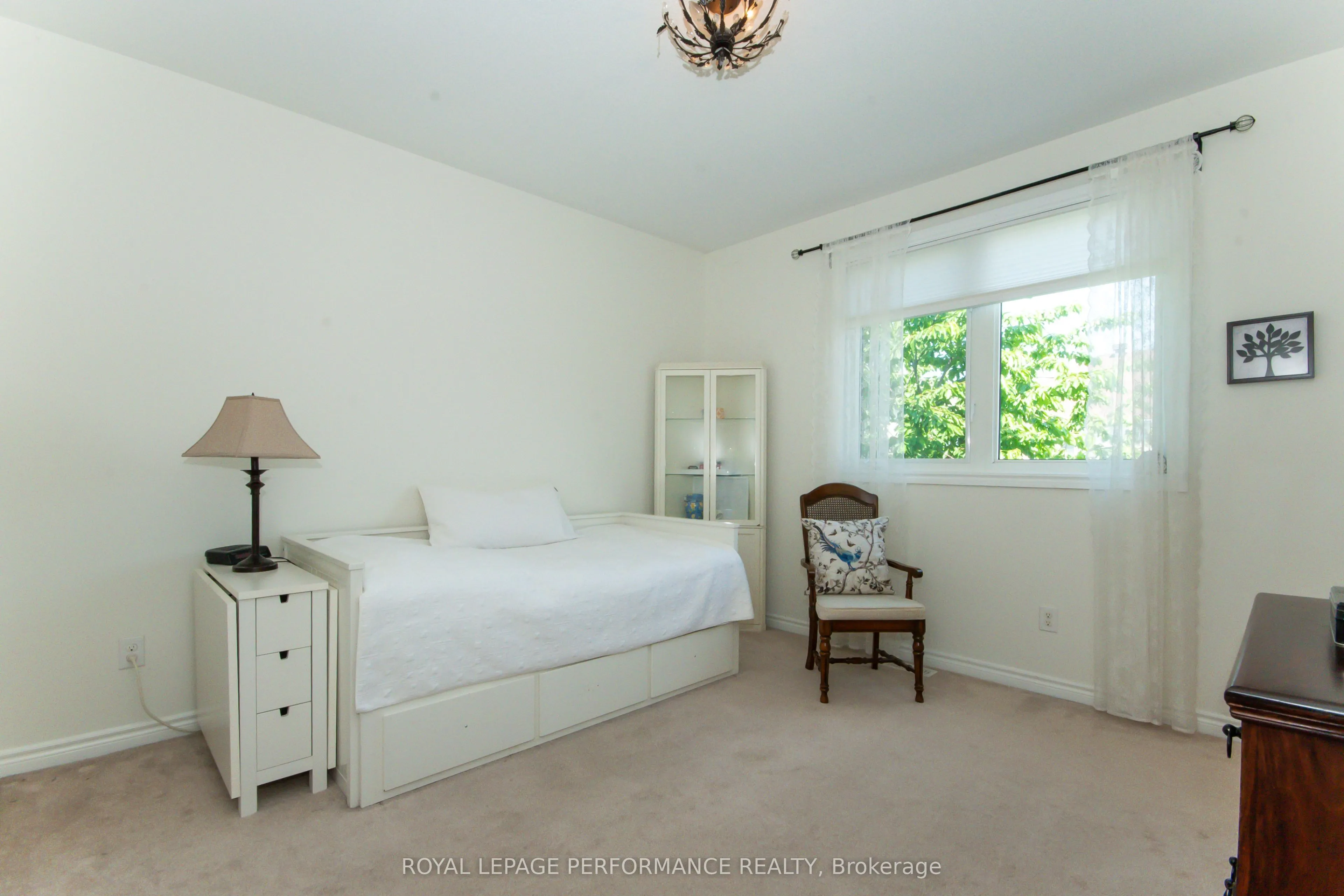 2744 Grand Vista Circle