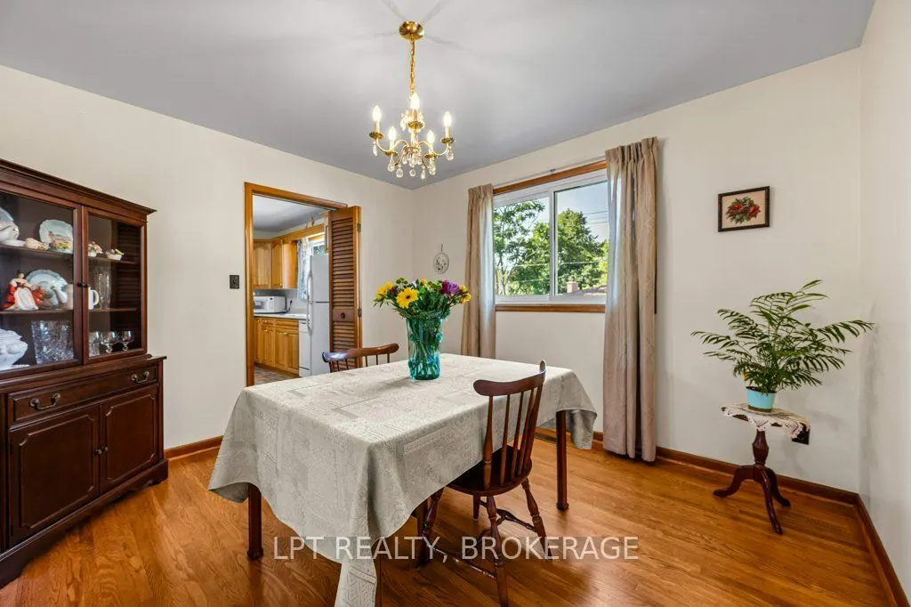 124 Campbell Crescent