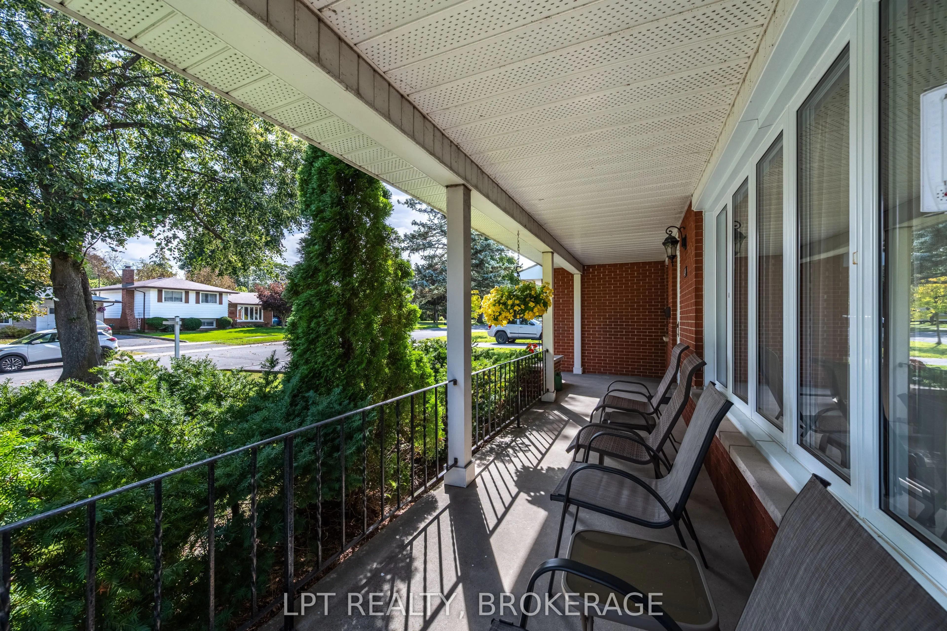 124 Campbell Crescent
