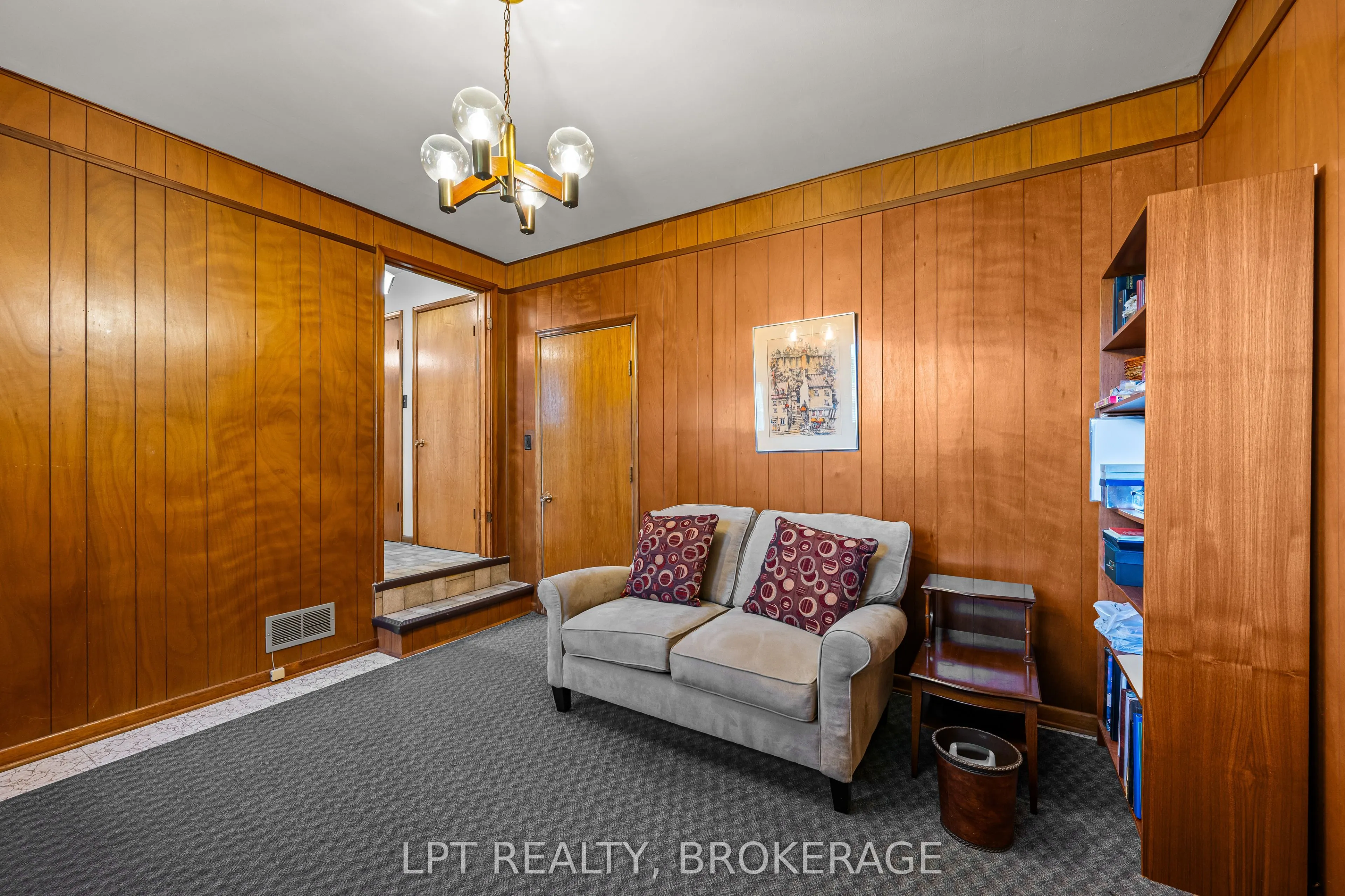 124 Campbell Crescent