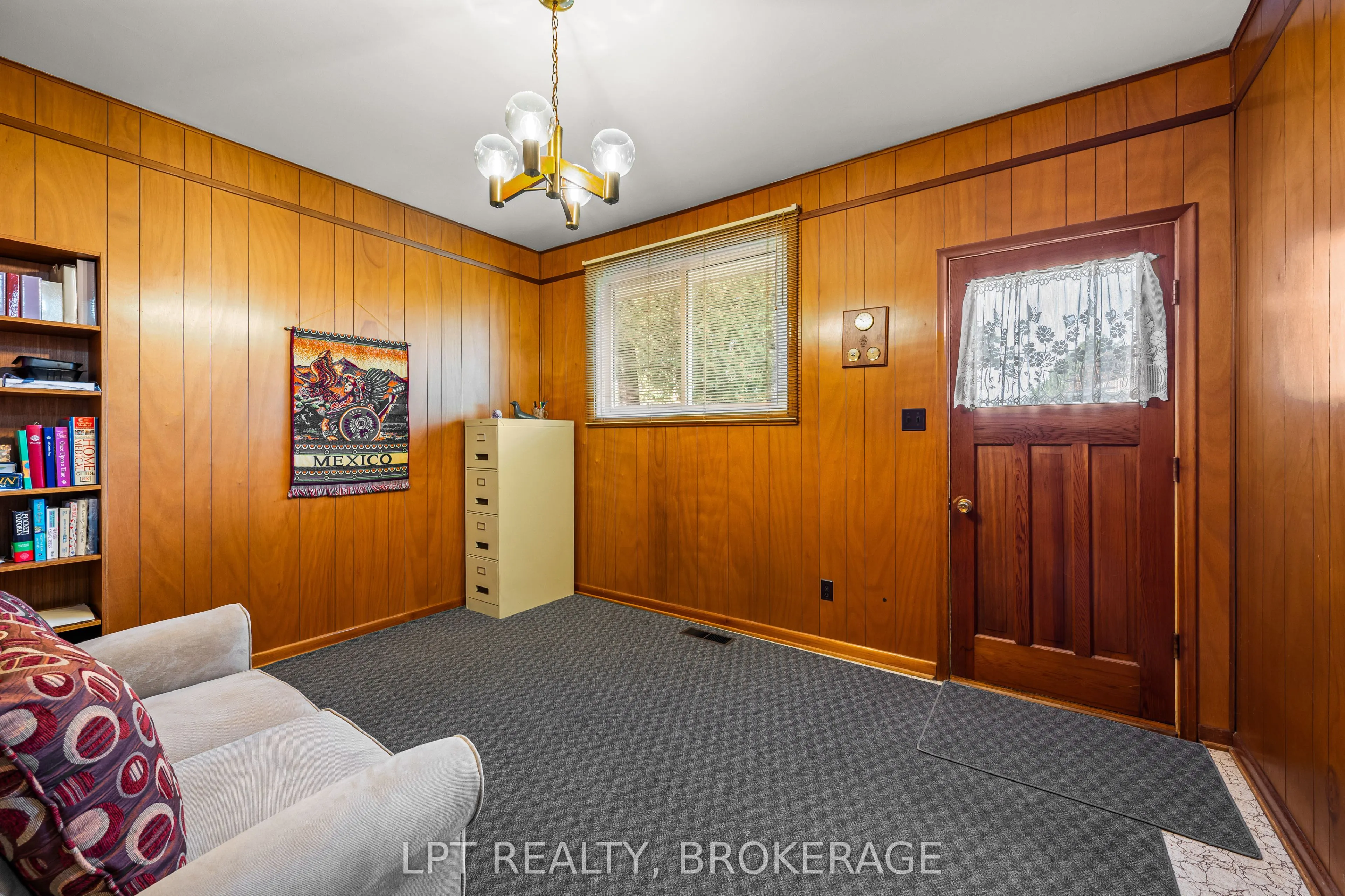 124 Campbell Crescent